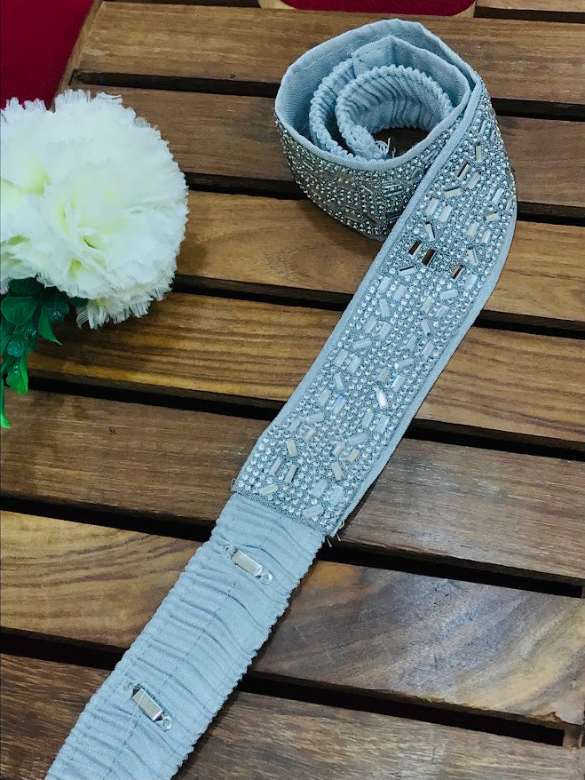 Elegant Silver Hip Belt with White Stone Accents - Perfect for Boho Fashion, Parties, and Casual Outfits