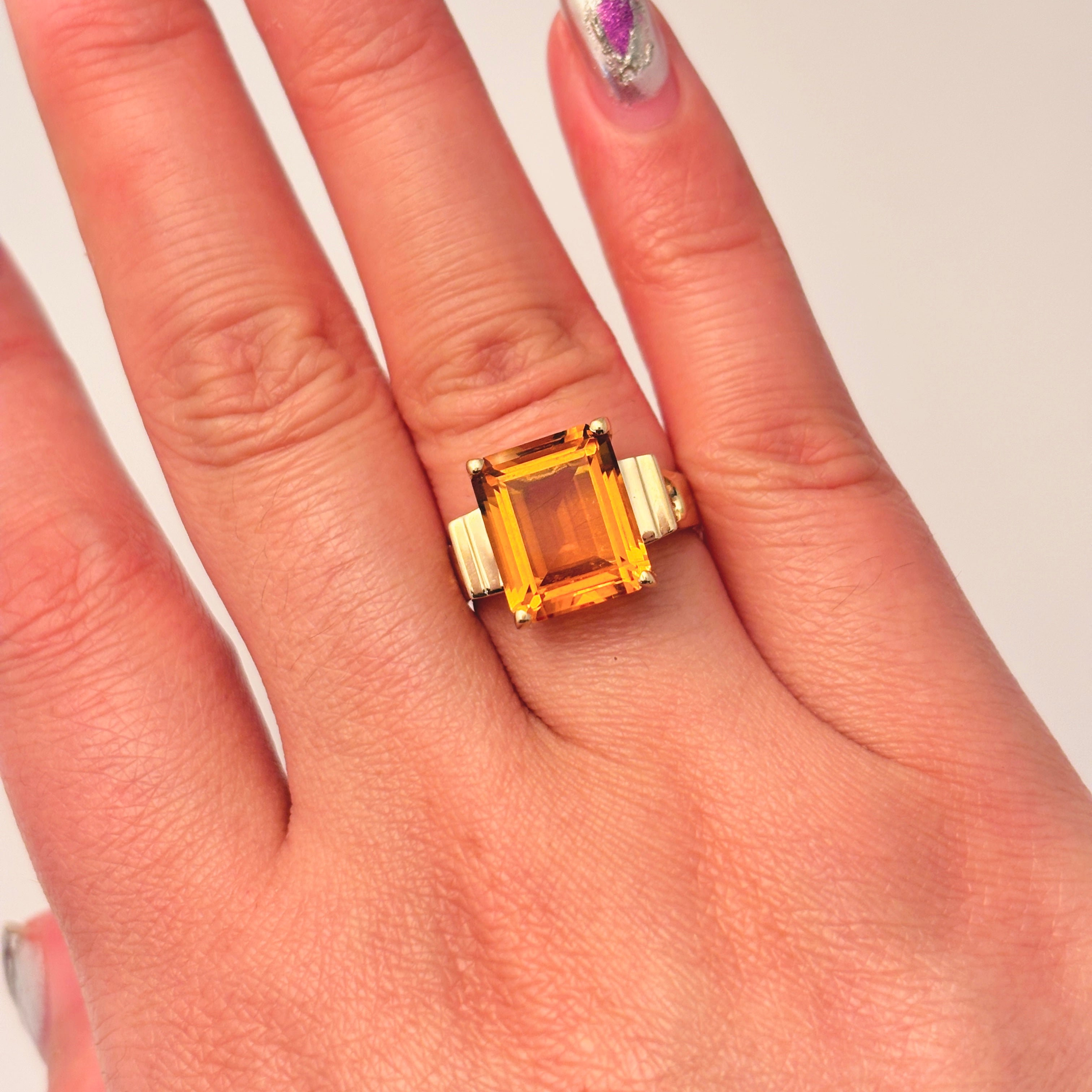 10K Yellow Gold Citrine Cocktail Ring - 4 Prong Setting, 5.51ct Oval Cut Gemstone, Size 6.75 - Elegant Statement Jewelry for Evening Parties & Special Occasions
