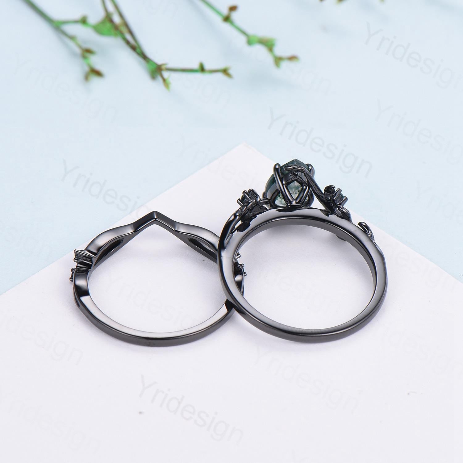 Natural Black Onyx Pear-Shaped Engagement Ring Set with Leaf Design - Gothic Wedding Band, Twig Vine Nature-Inspired Emerald Bridal Jewelry (2-Piece Set) - Perfect for Gothic Weddings, Nature-Themed Proposals & Alternative Bridal Fashion