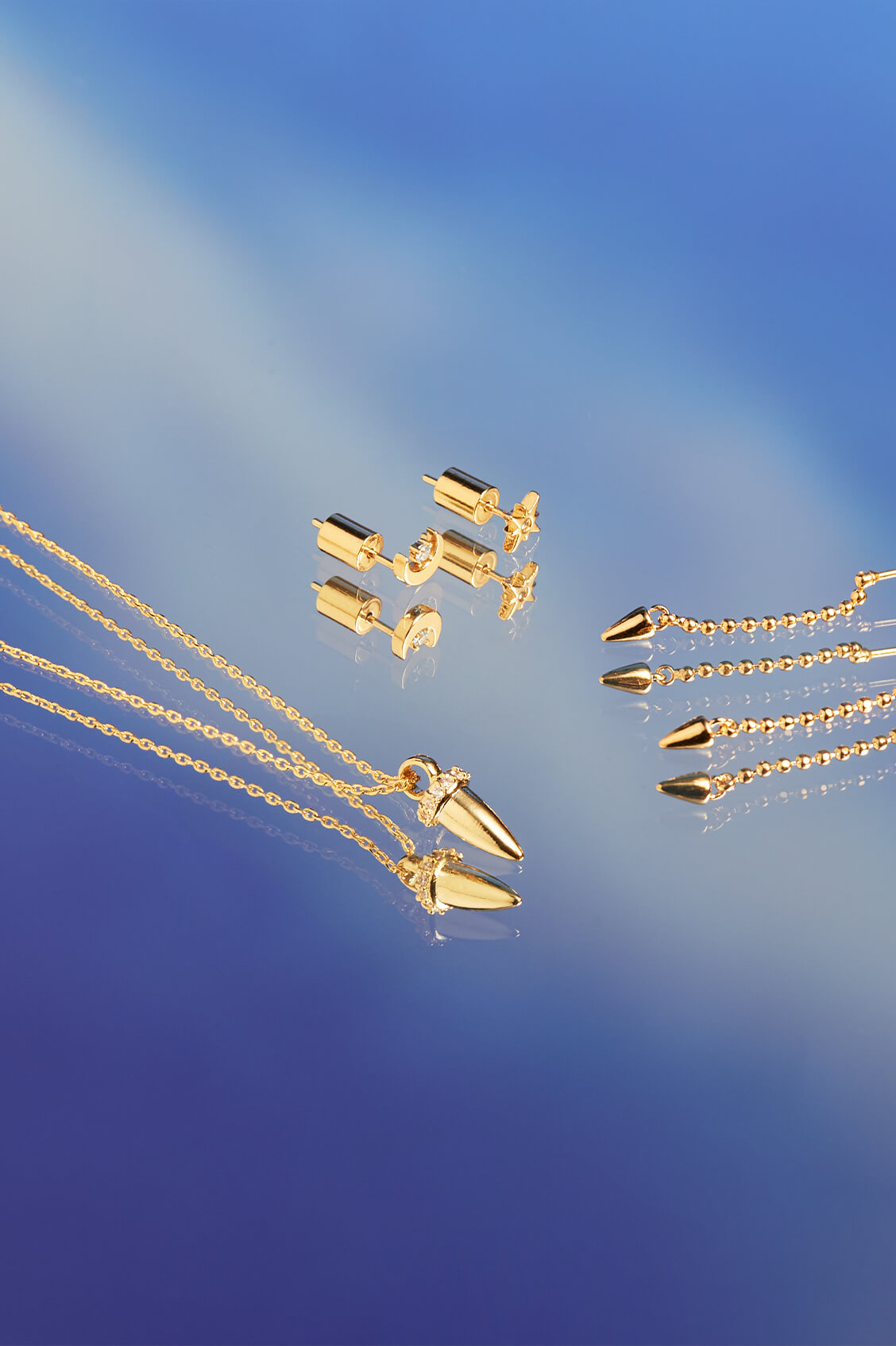 Pave Set Cubic Zirconia Horn Pendant Necklace - Elegant Jewelry for Women, Perfect for Parties, Weddings & Everyday Wear