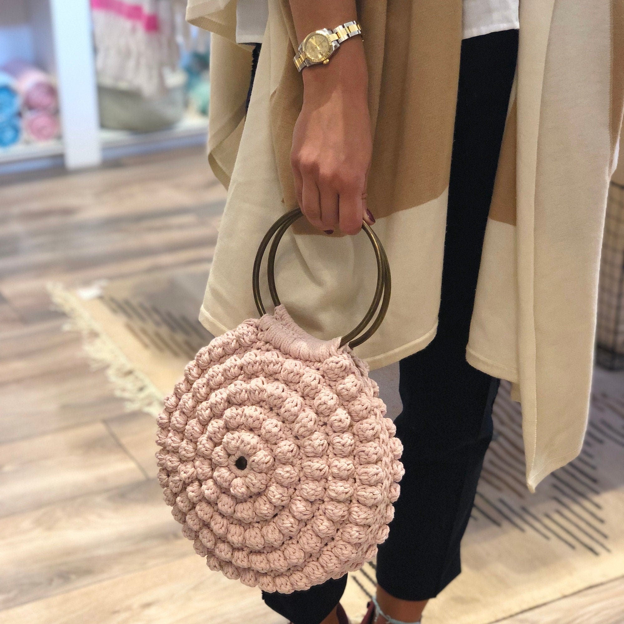 Crochet Bobble Bag Dusty Pink - Trendy Handmade Knit Shoulder Purse for Women, Perfect for Shopping, Beach & Casual Outings