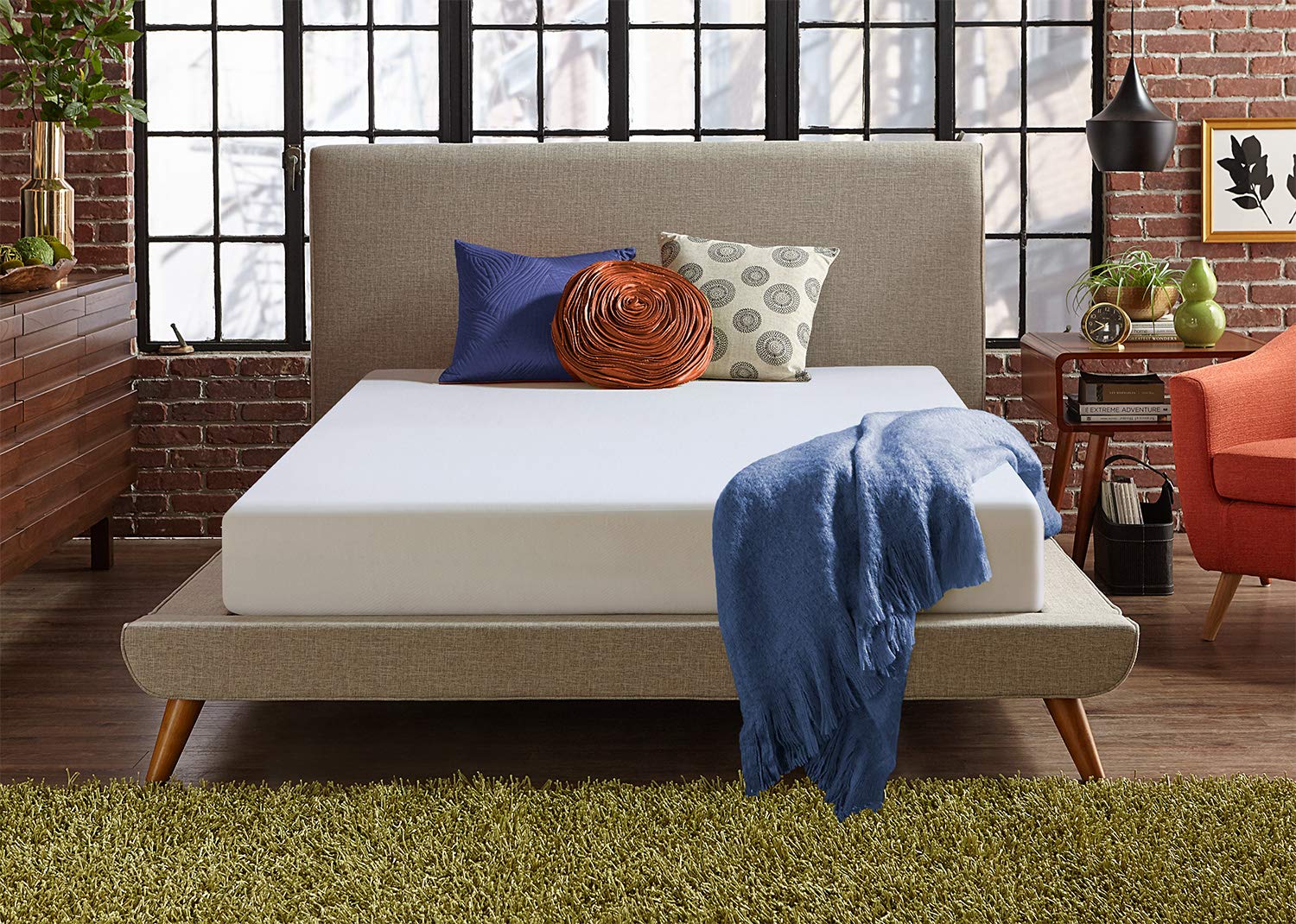 Live & Sleep Classic 10 Inch Full/Double Bed in a Box - Medium Plush Firmness Memory Foam Mattress, CertiPUR-US Certified for Safe Sleep | Perfect for Guest Rooms, Dorms & Small Apartments