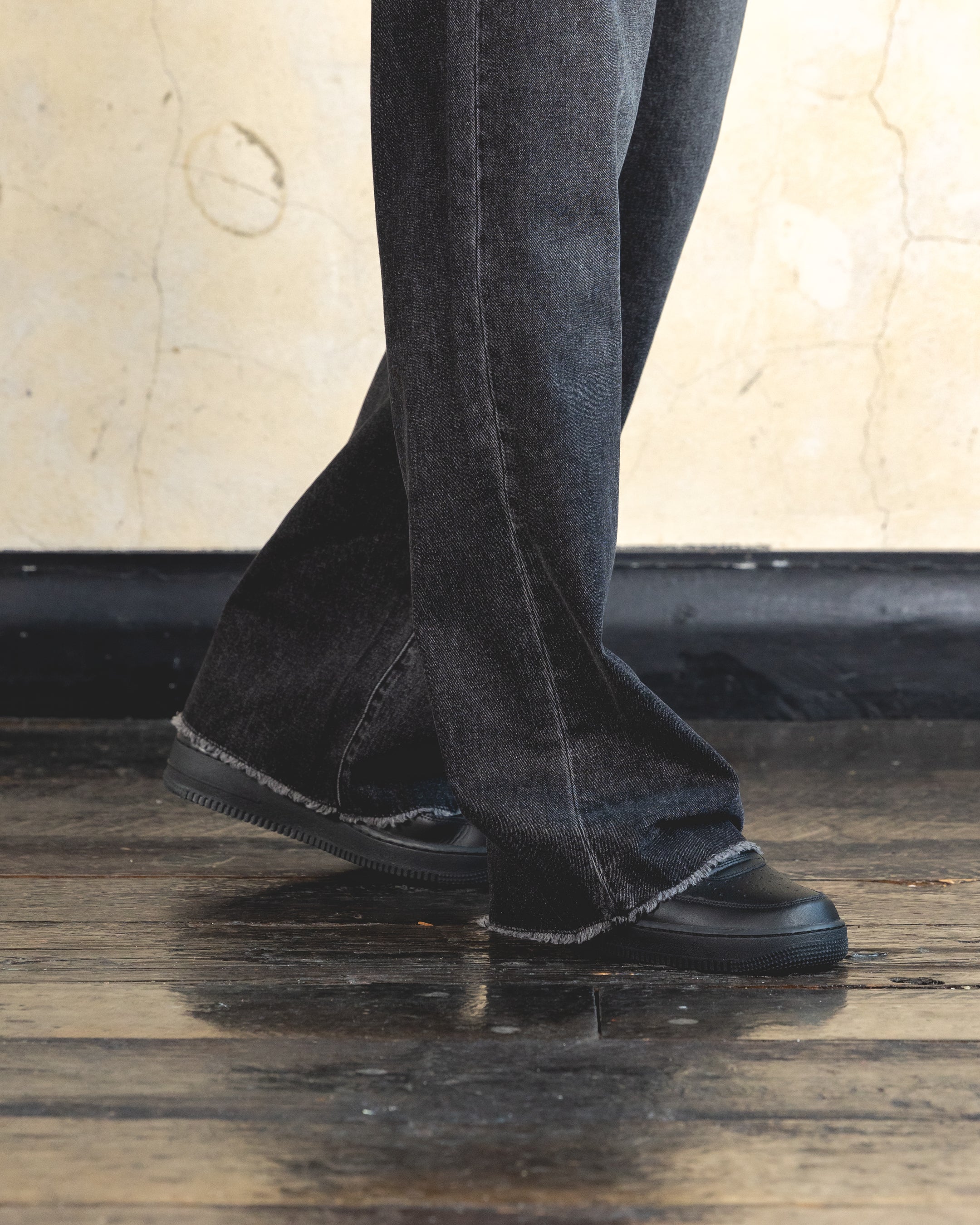 404 205 Bootcut Jeans for Women - Classic Black Denim Pants for Casual Wear & Everyday Style | Perfect for Work, Weekend Outings & Date Nights