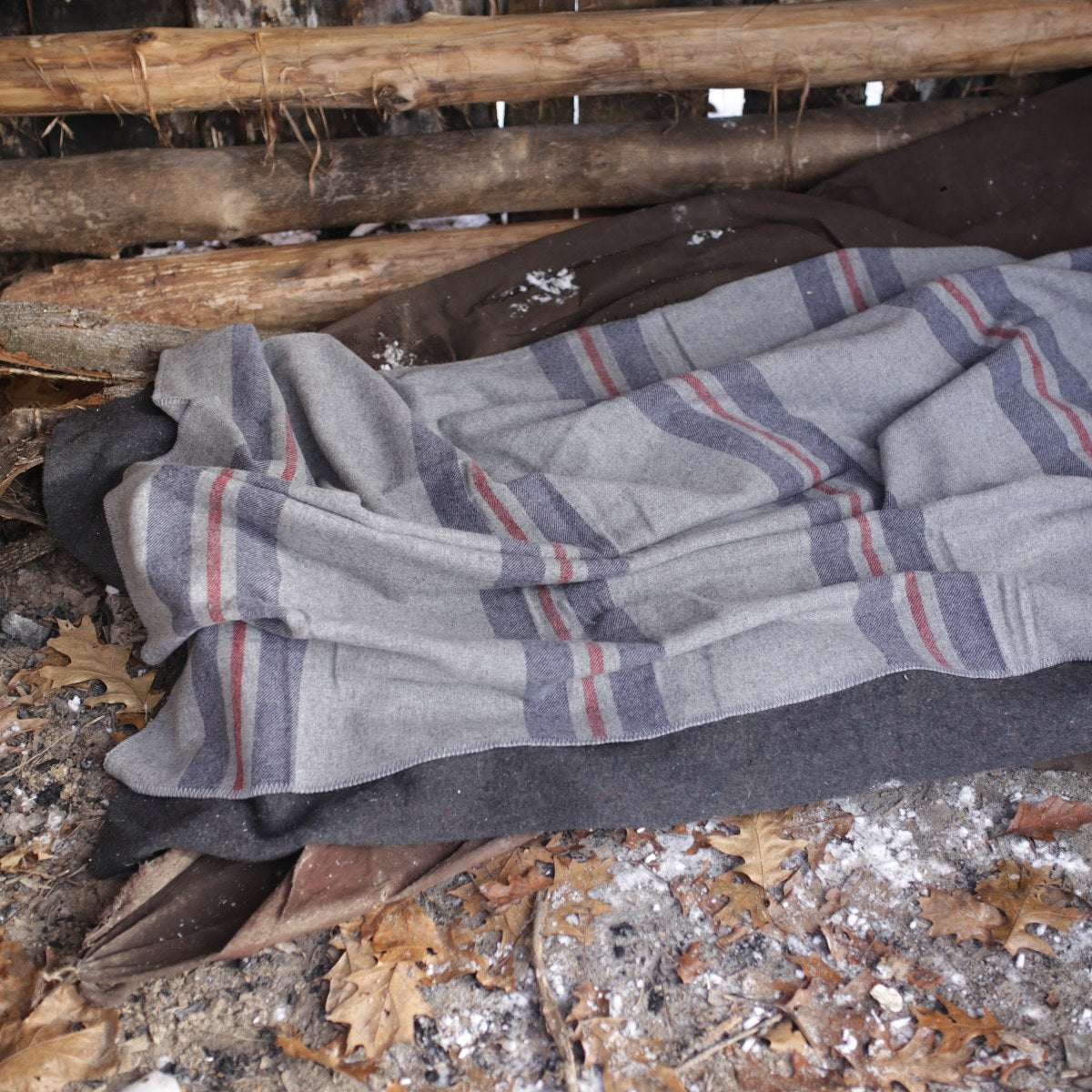 Premium Fox Hunting Blanket - Warm & Waterproof Outdoor Hunting Gear for Cold Weather - Ideal for Hunting, Camping & Outdoor Adventures