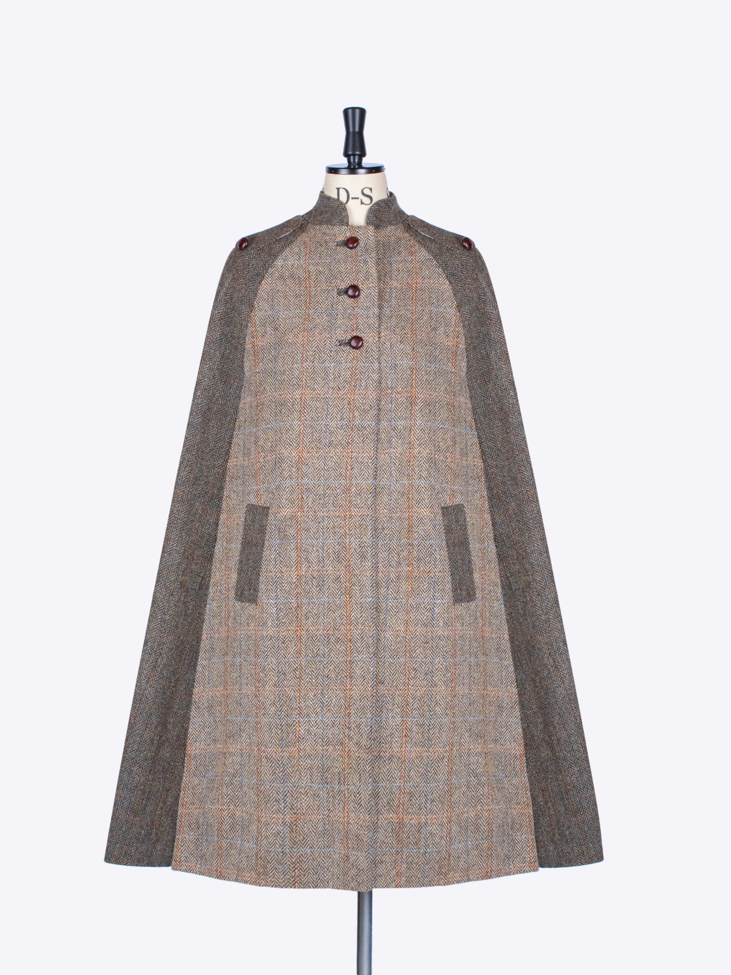 Elegant Long Cape Coat for Women - Beige & Moss Green - Perfect for Fall & Winter Fashion, Outdoor Events, and Evening Occasions