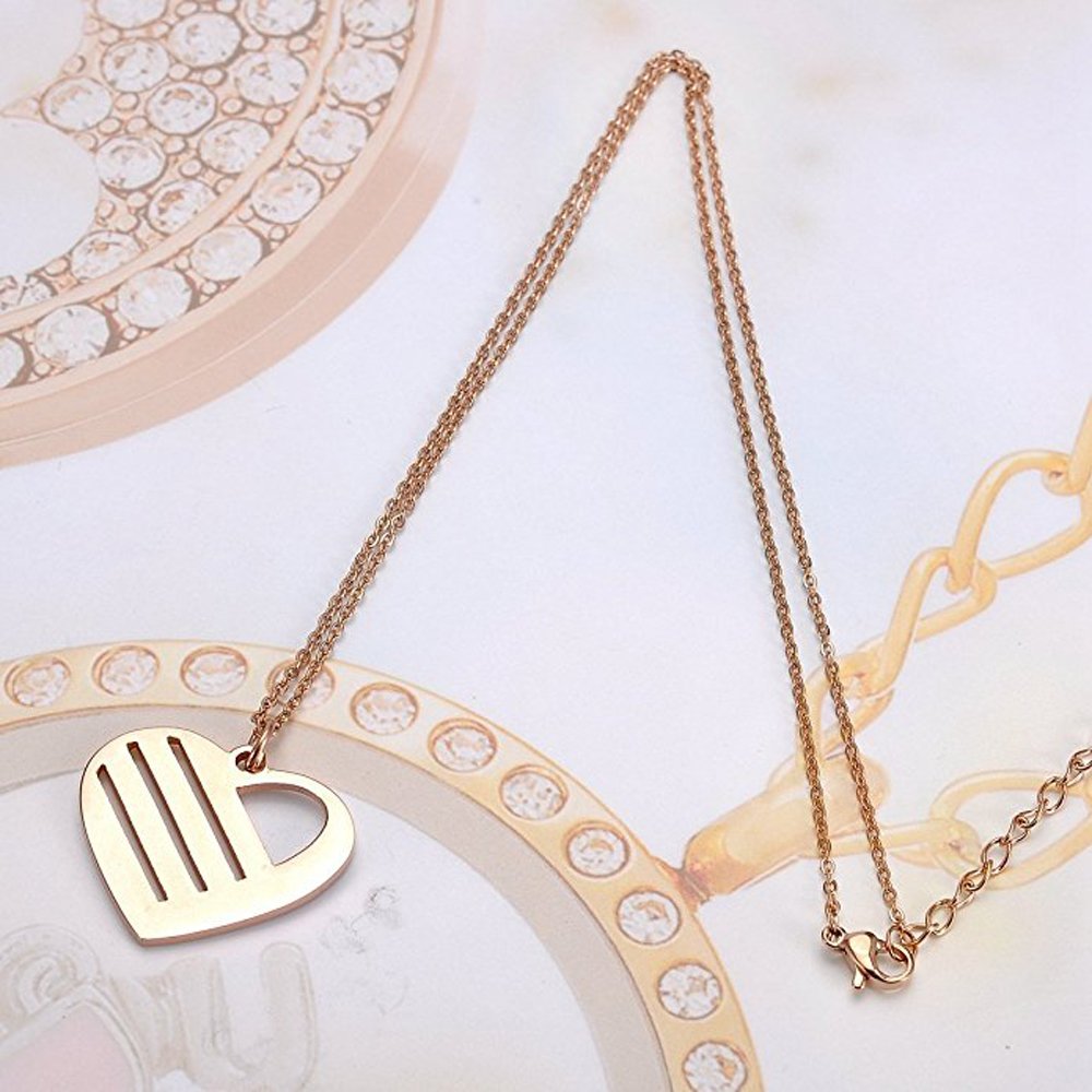 Custom Engraved Family Name Necklace - Personalized Name Jewelry for Women | Perfect Gift for Mother's Day, Anniversary & Valentine's Day | AOCHEE