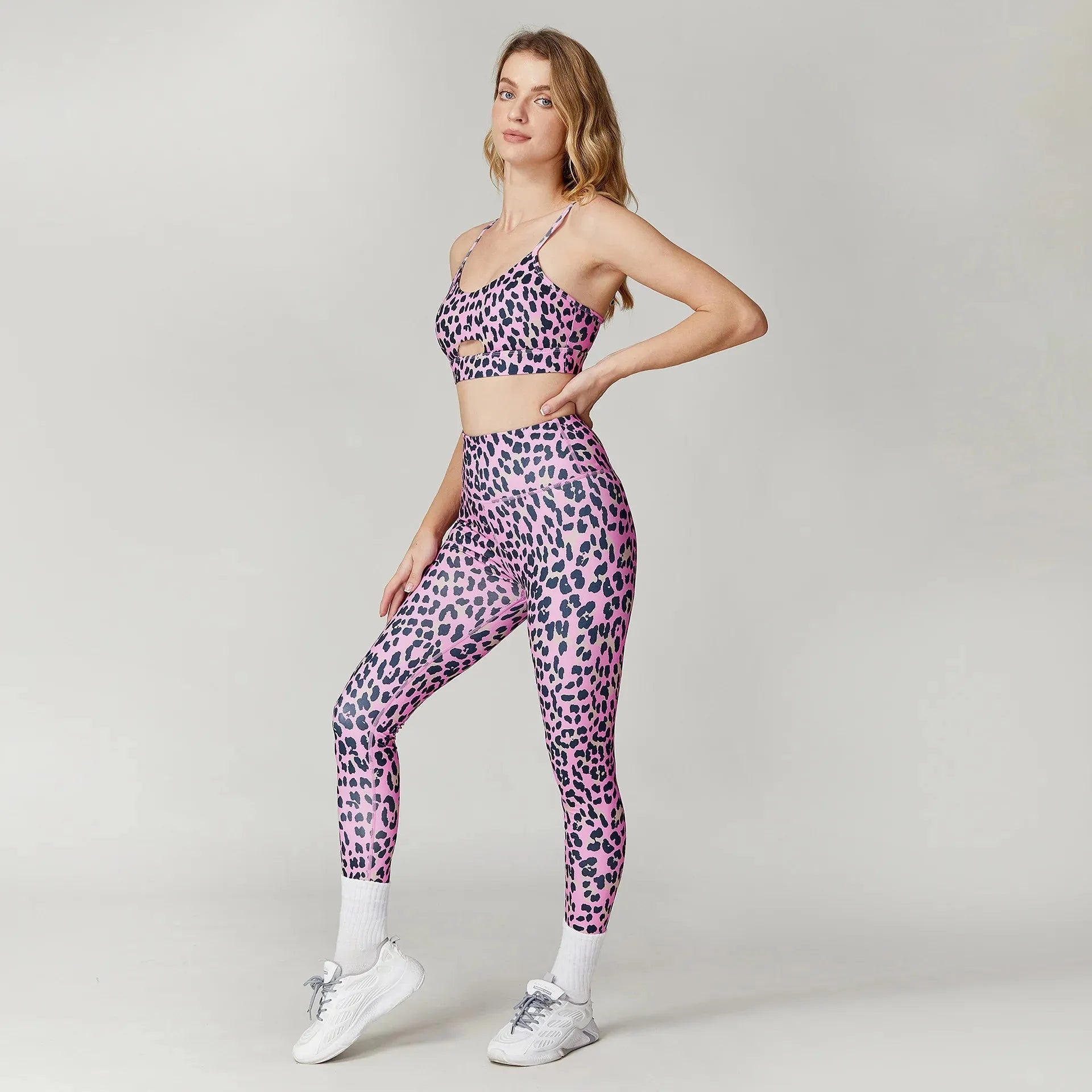 Leopard Print Yoga Set for Women - Quick Dry Fitness Tracksuit with Matching Pants | Gym Workout Outfit for Yoga, Running & Activewear