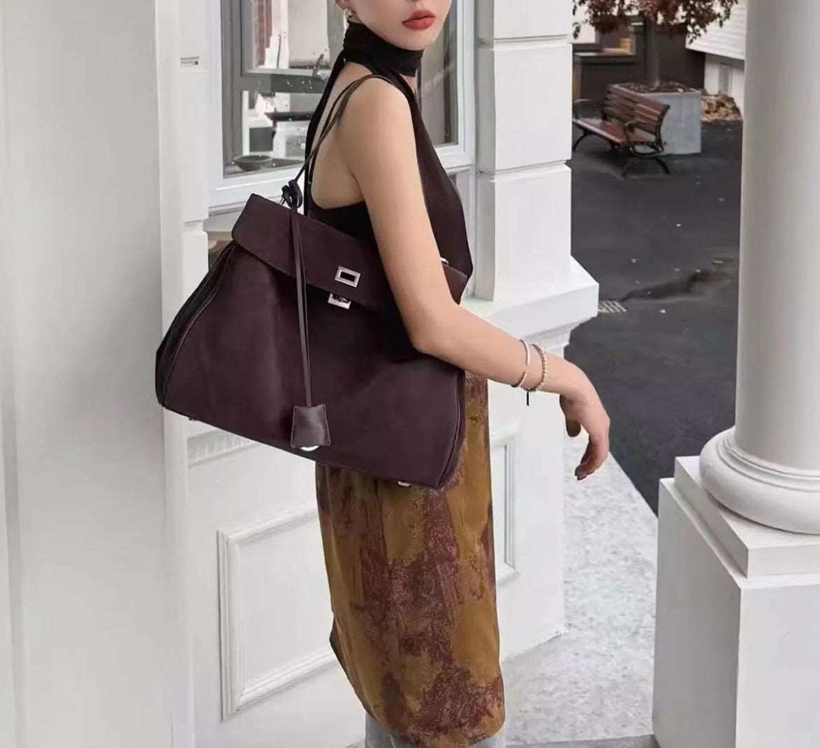 Premium Genuine Leather Work Bag for Women & Men - Stylish & Durable Laptop Briefcase for Office, Business Travel & Commuting