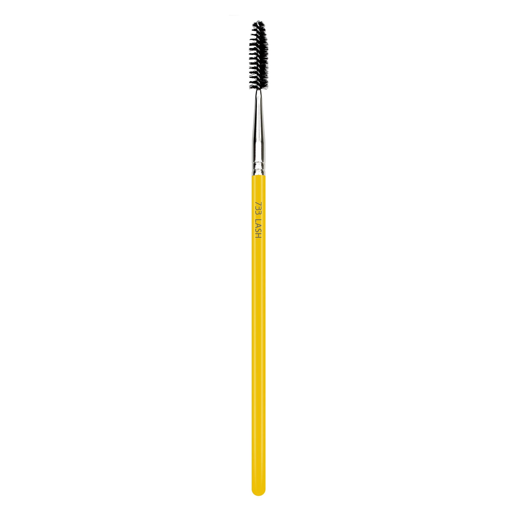 Bdellium Tools Professional Makeup Brush Studio Line - Eyelash Applicator Brush 733 for False Lashes & Extensions | Perfect for Makeup Artists & DIY Beauty