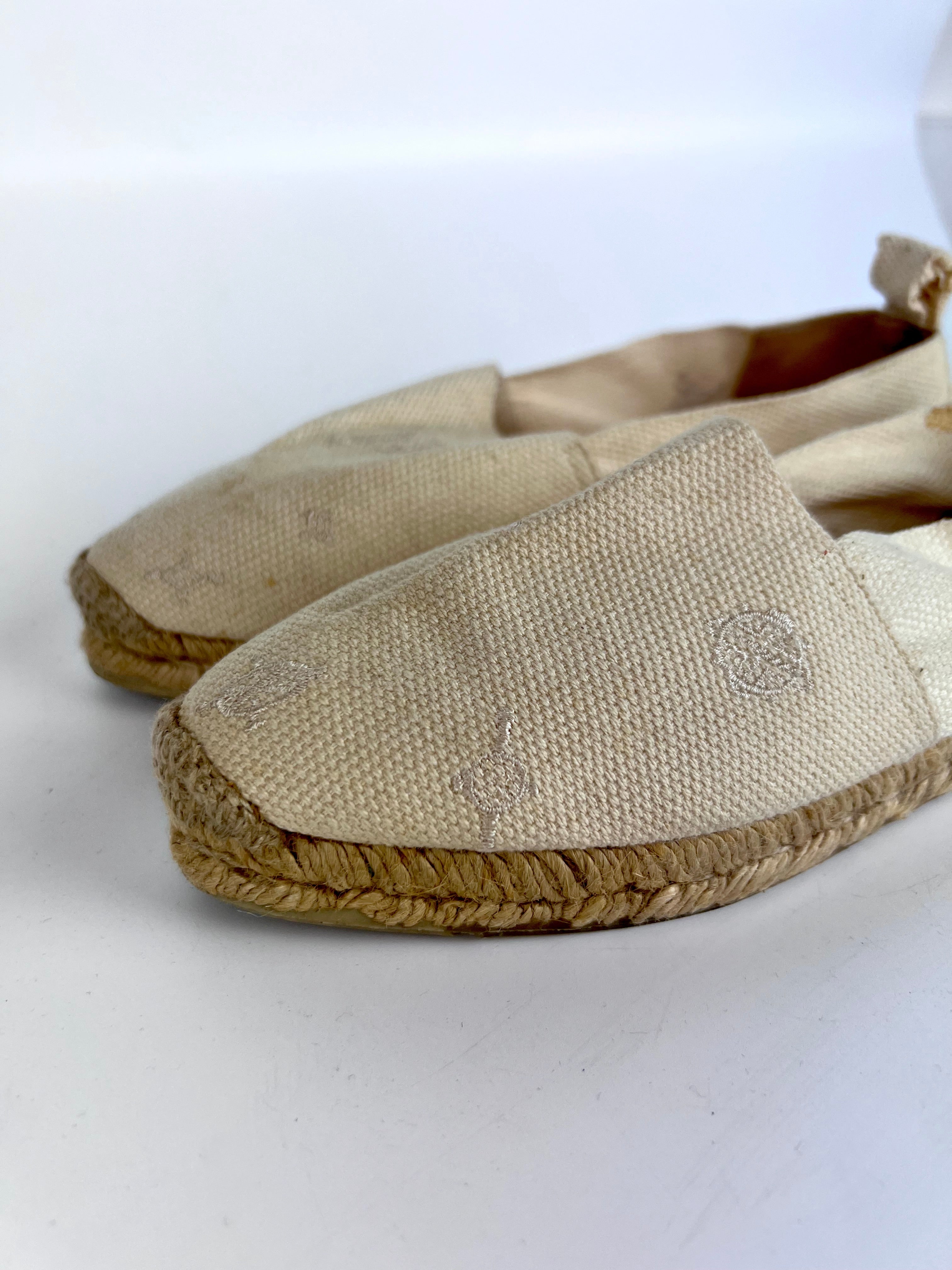 Hermès Canvas Espadrillas in Ivory - Size 36 | Comfortable Summer Sandals for Women | Perfect for Beach, Vacation & Casual Outfits