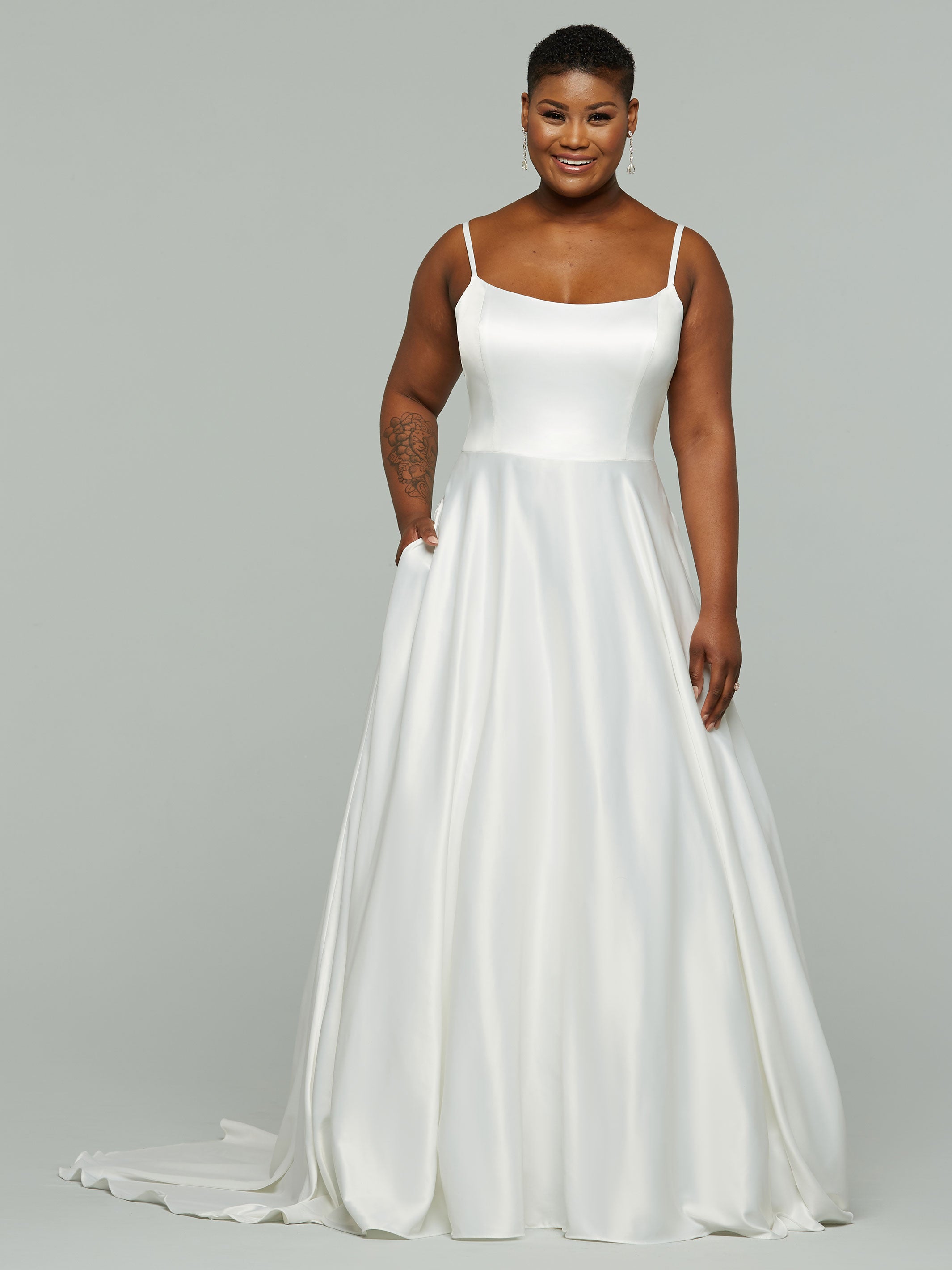 Giselle Women's Fashion Dress - Elegant & Comfortable Party Wear for Evening, Wedding & Special Occasions