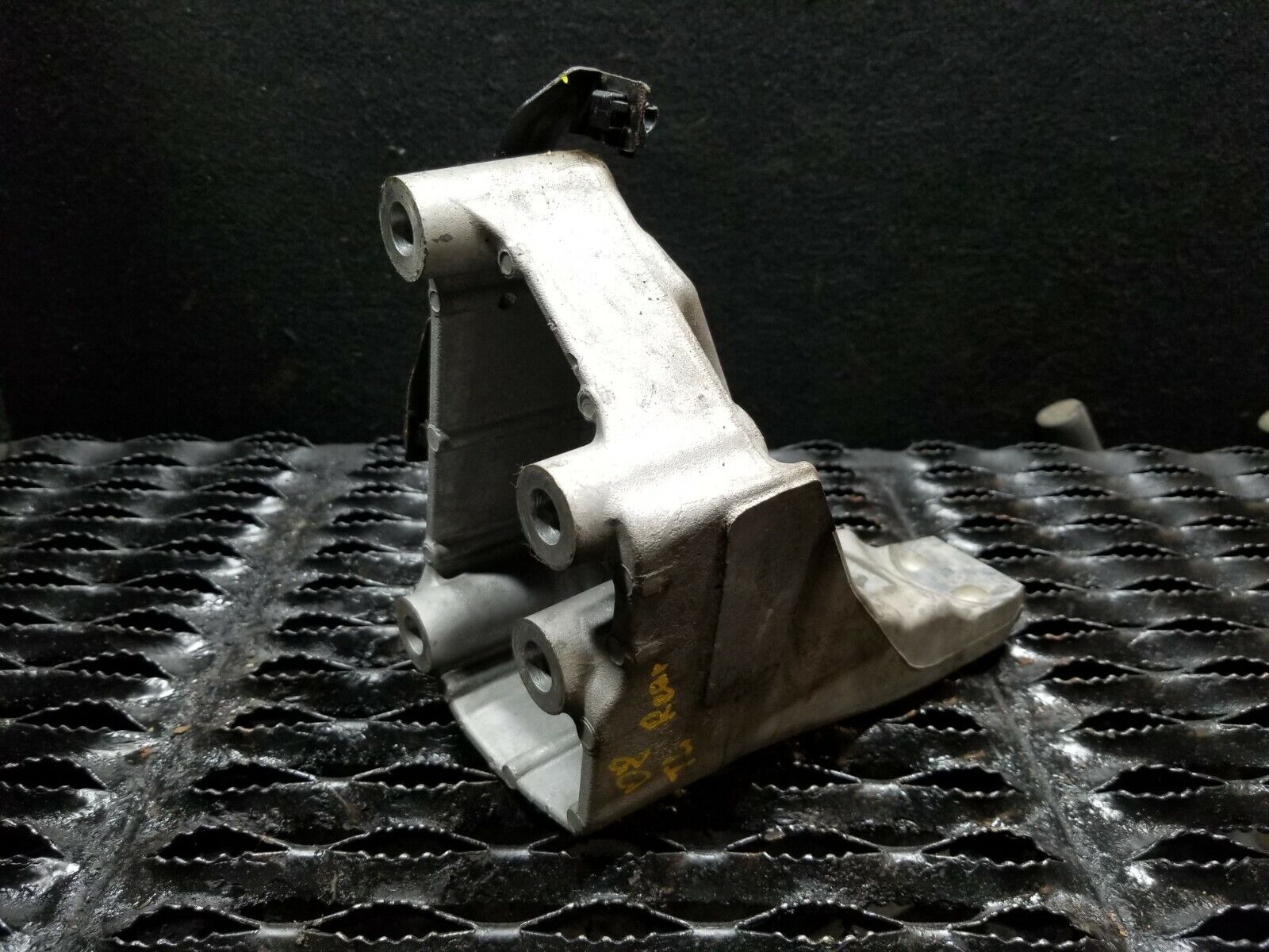 2004-2008 Acura TL 3.5L Engine Rear Mount Bracket OEM Replacement Part - Perfect for Performance Upgrades & Smooth Ride Enhancement
