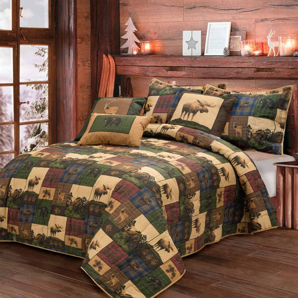 BLACK FOREST DECOR Moose Patches Quilt Set - King Size Bedding for Cozy Cabin & Lodge Style Bedrooms - Perfect for Winter Comfort & Rustic Home Decor