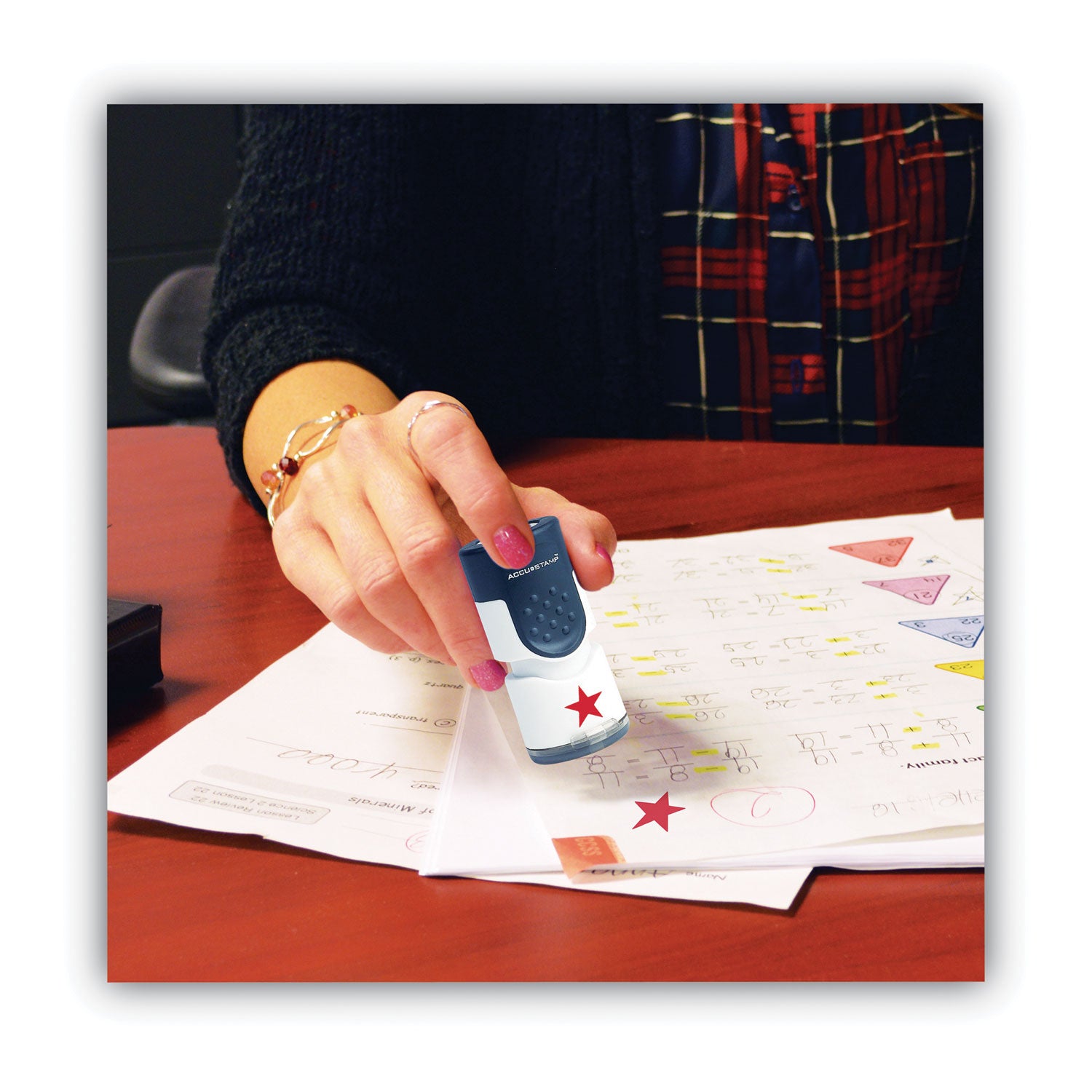 ACCUSTAMP® Pre-Inked Round Stamp with Microban Protection - 0.63