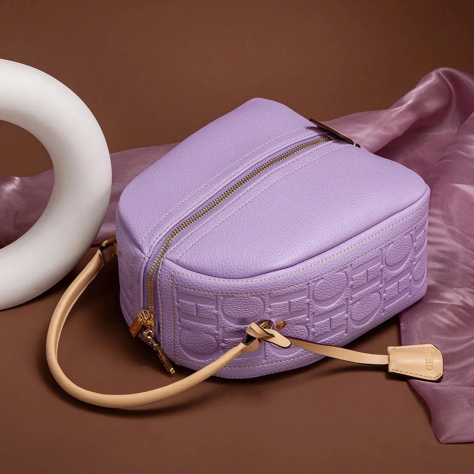 Elegant Embossed Letter Women's Handbag - Stylish Crossbody Purse for Work, Travel & Everyday Use