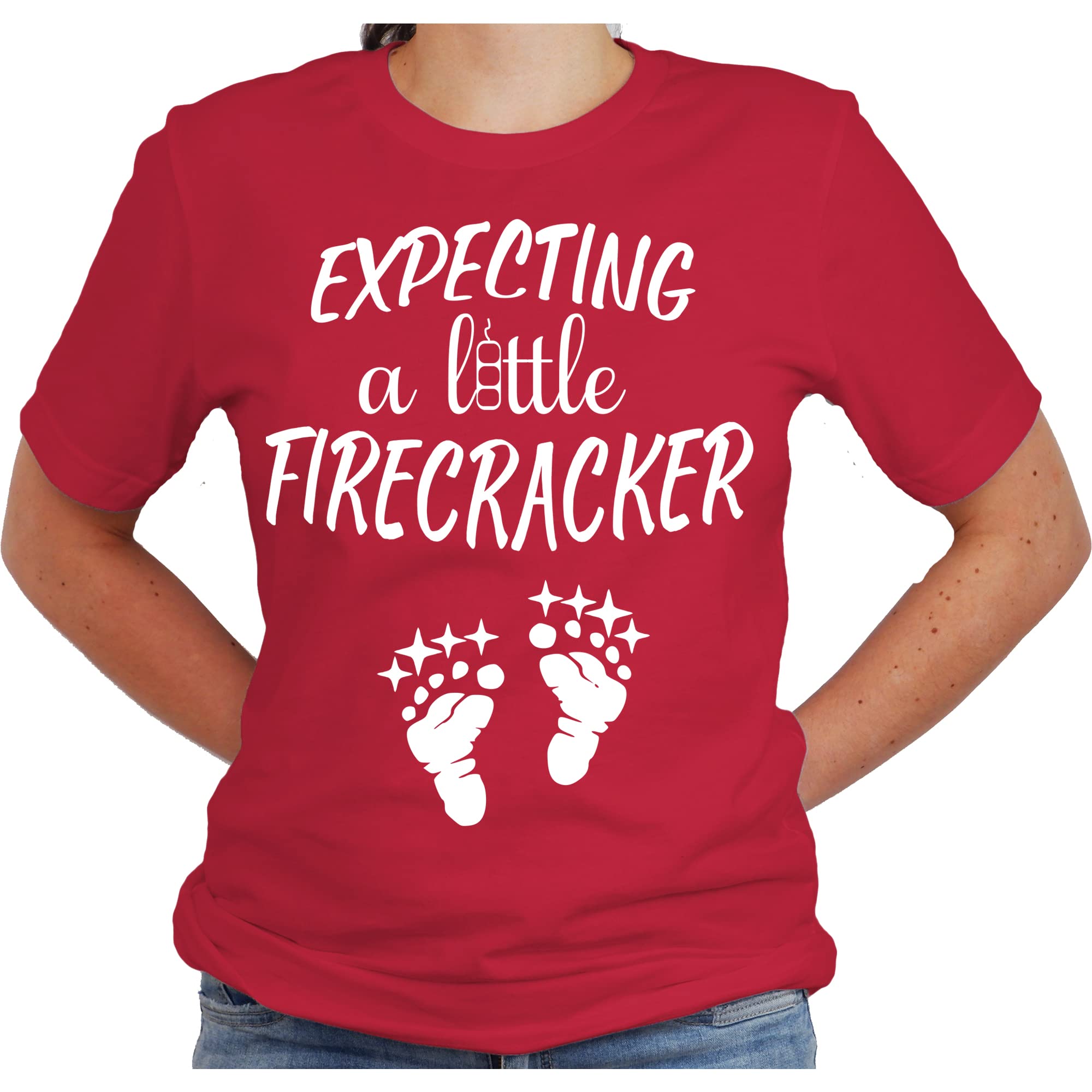 Vintage Retro 'Expecting a Little Firecracker' Baby Announcement Shirt - Cute Pregnancy Reveal Gift for New Moms & Moms-to-Be - Perfect for Gender Reveal Parties, Maternity Photos & First Trimester Announcements