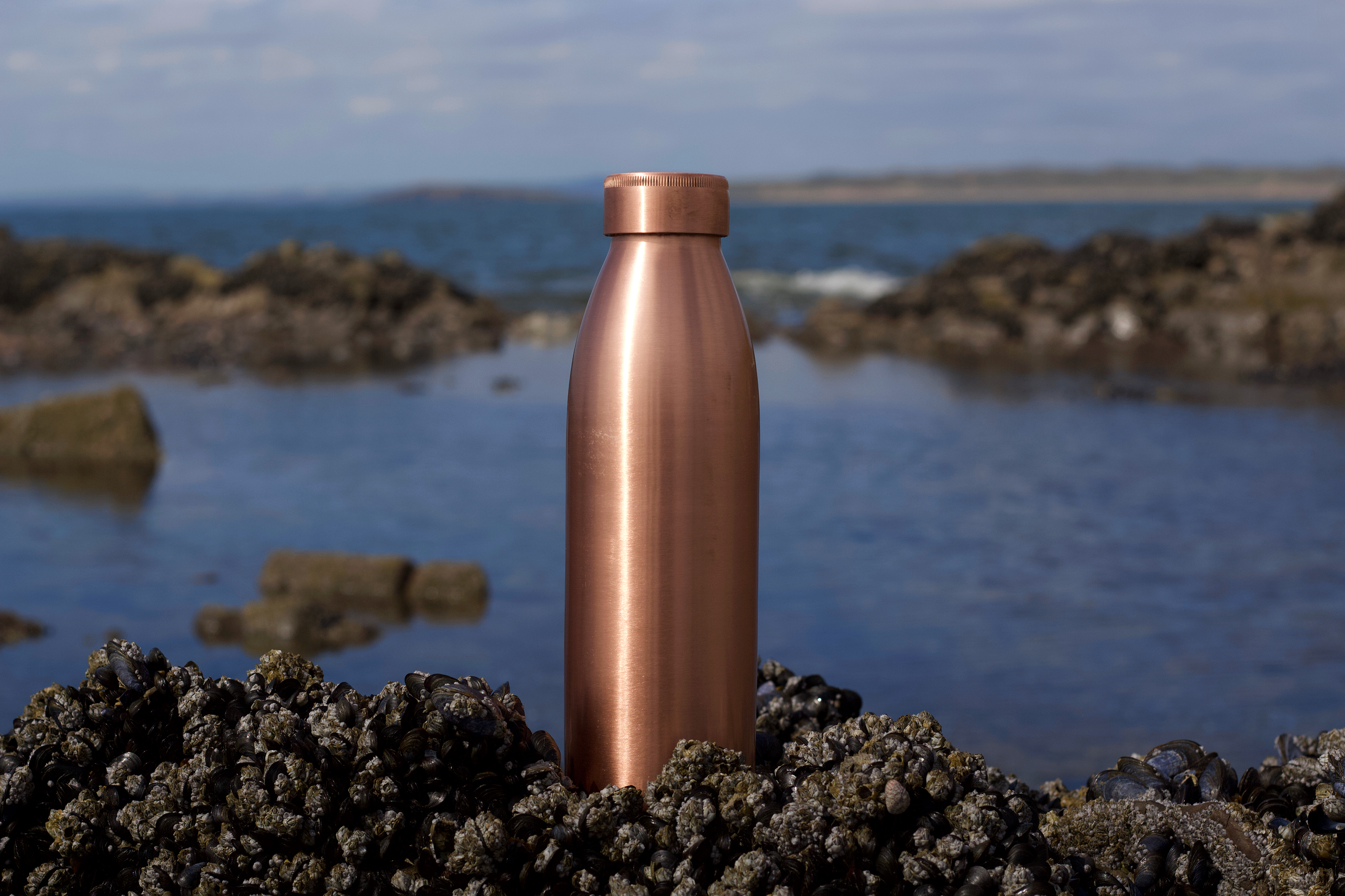 Kosdeg 24 Oz (0.7L) Copper Water Bottle - Insulated, Leak-Proof & BPA-Free - Perfect for Gym, Yoga, Hiking & Daily Hydration