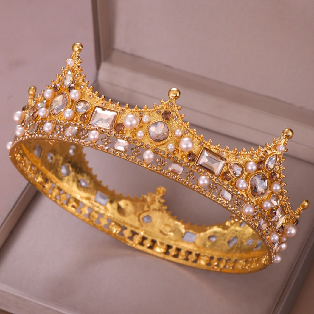 Prime Royal Kingly Crown - Elegant Costume Tiara for Cosplay, Halloween & Themed Parties - Perfect for Kings, Queens & Royalty Costumes