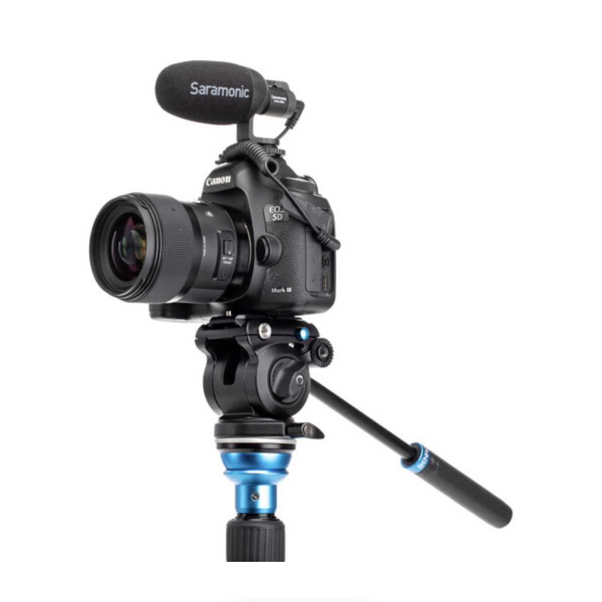 Benro Aero 2 PRO Aluminum Travel Video Tripod with Twist Locks - Lightweight Compact Tripod for DSLR Cameras | Perfect for Travel, Vlogging & Outdoor Photography