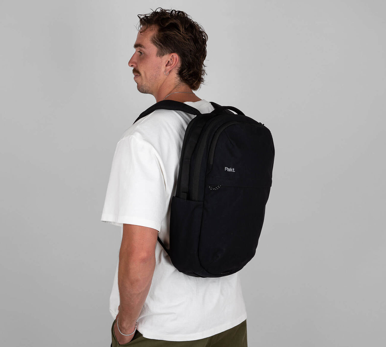 22L Everyday Backpack - Lightweight Durable School & Travel Backpack for Men & Women - Perfect for Work, Hiking & Commuting