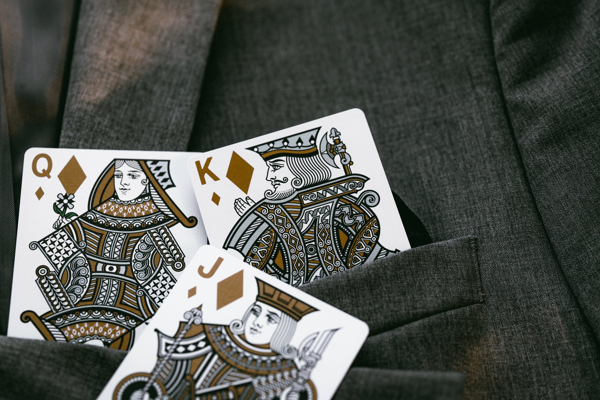 Premium Gilded Edition Luxury Playing Cards - Table Players Vol. 06 | Elegant Casino Style, Poker Night, Cardistry & Magic Tricks | Perfect for Game Nights, Gifts & Collectors