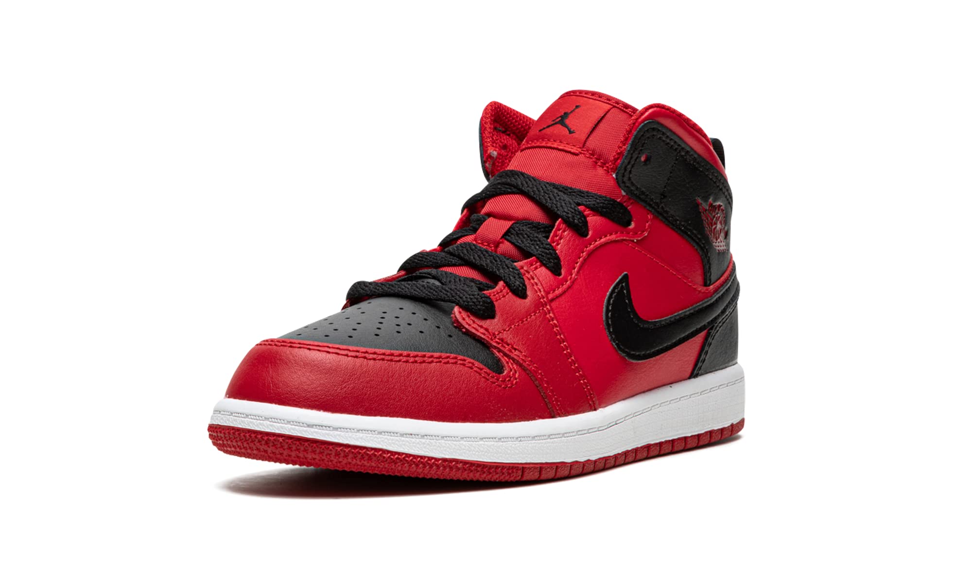 Nike Boys' Basketball Shoes - High Performance Sneakers for Kids - Lightweight & Durable for Court Play, Training, and Casual Wear
