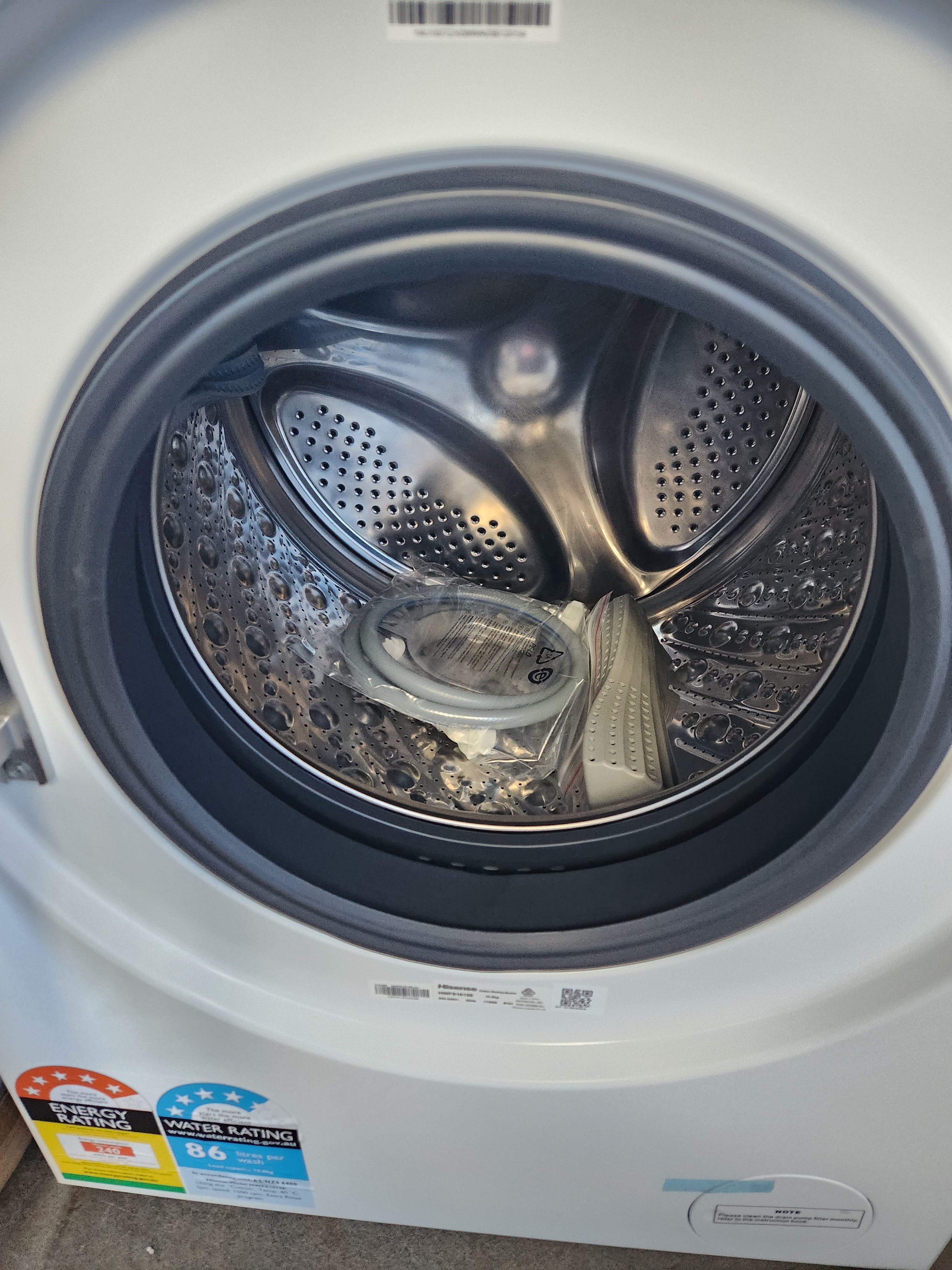 Brand New Hisense HWFS1015E 10kg Series 5 Front Load Washing Machine with 3-Year Warranty - Perfect for Apartments, Laundromats & Energy-Efficient Homes