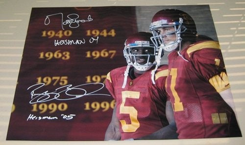 Bush & Leinart Autographed USC 16x20 Photo with Heisman Trophy - Perfect for USC Fans, Sports Memorabilia Collectors & Football Enthusiasts