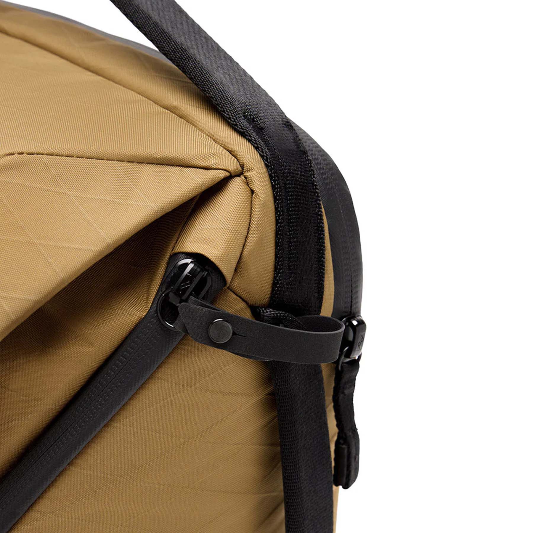 Peak Design Everyday Backpack 20L - Durable Camera & Travel Backpack for Photographers - Waterproof Laptop Bag with Customizable Storage - Perfect for Commuting, Hiking & Urban Adventures