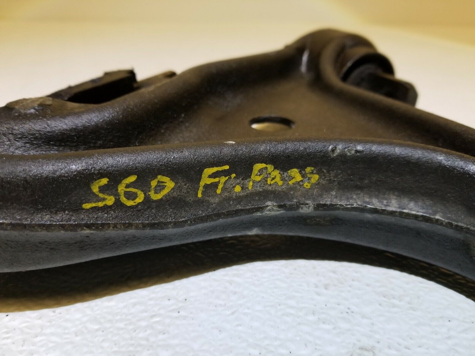Volvo S60 Front Passenger Side Lower Control Arm 2005-2009 OEM Replacement Part - Perfect for Suspension Repair & Maintenance