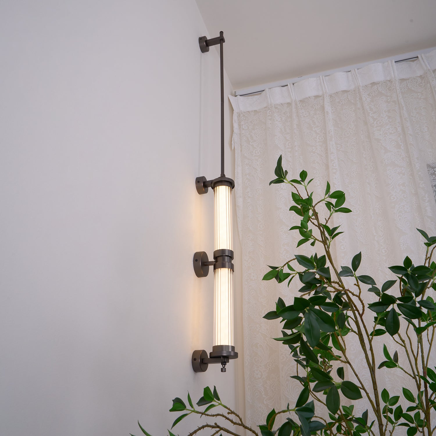 Meridian Vertical Wall Sconce - Modern LED Light Fixture for Bedroom, Hallway & Staircase | Indoor Wall Mounted Lighting for Home Decor