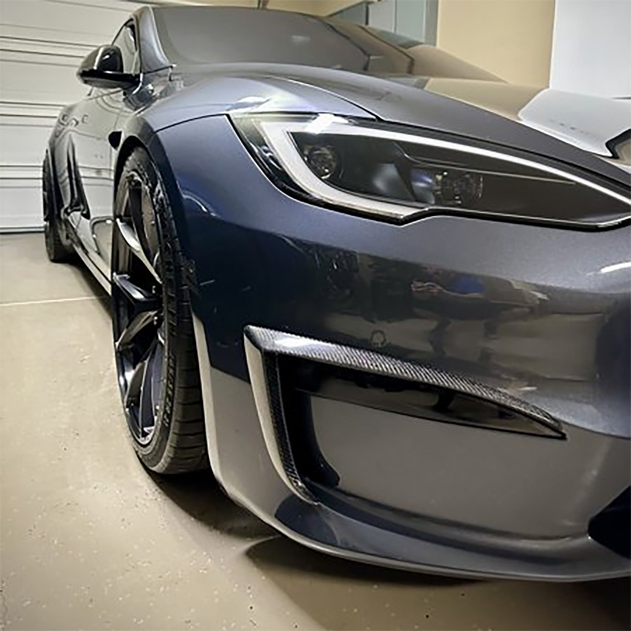 Premium Real Carbon Fiber Fog Light Trim Cover for Tesla Model 3/Y/S/X - Aerodynamic Custom Fit Upgrade | Enhance Style & Protection for Daily Driving & Car Shows