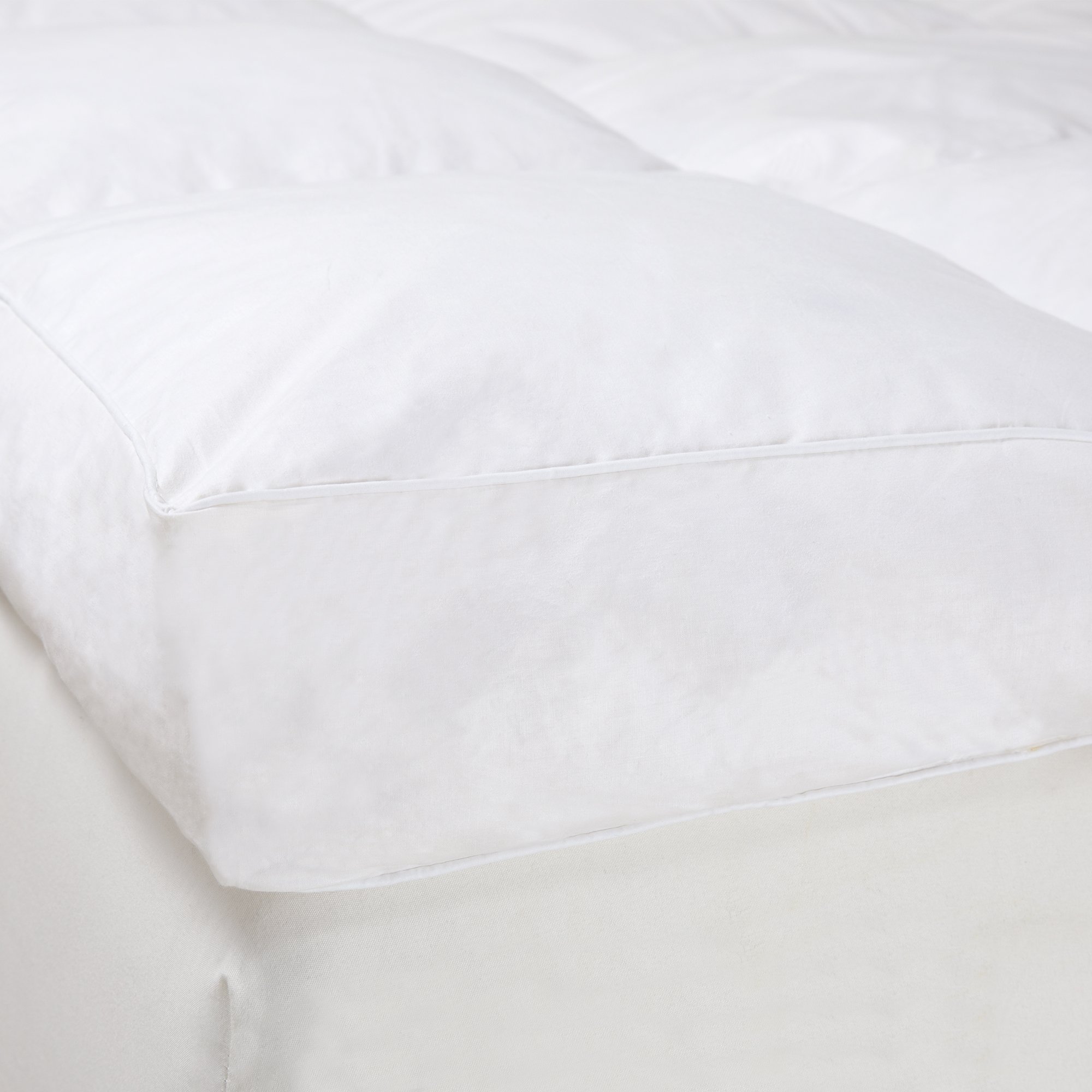 Premium Bedford Home Down & Duck Feather Comforter - All-Season Luxury Bedding for Ultimate Comfort & Warmth - Perfect for Master Bedrooms, Guest Rooms & Cozy Nights