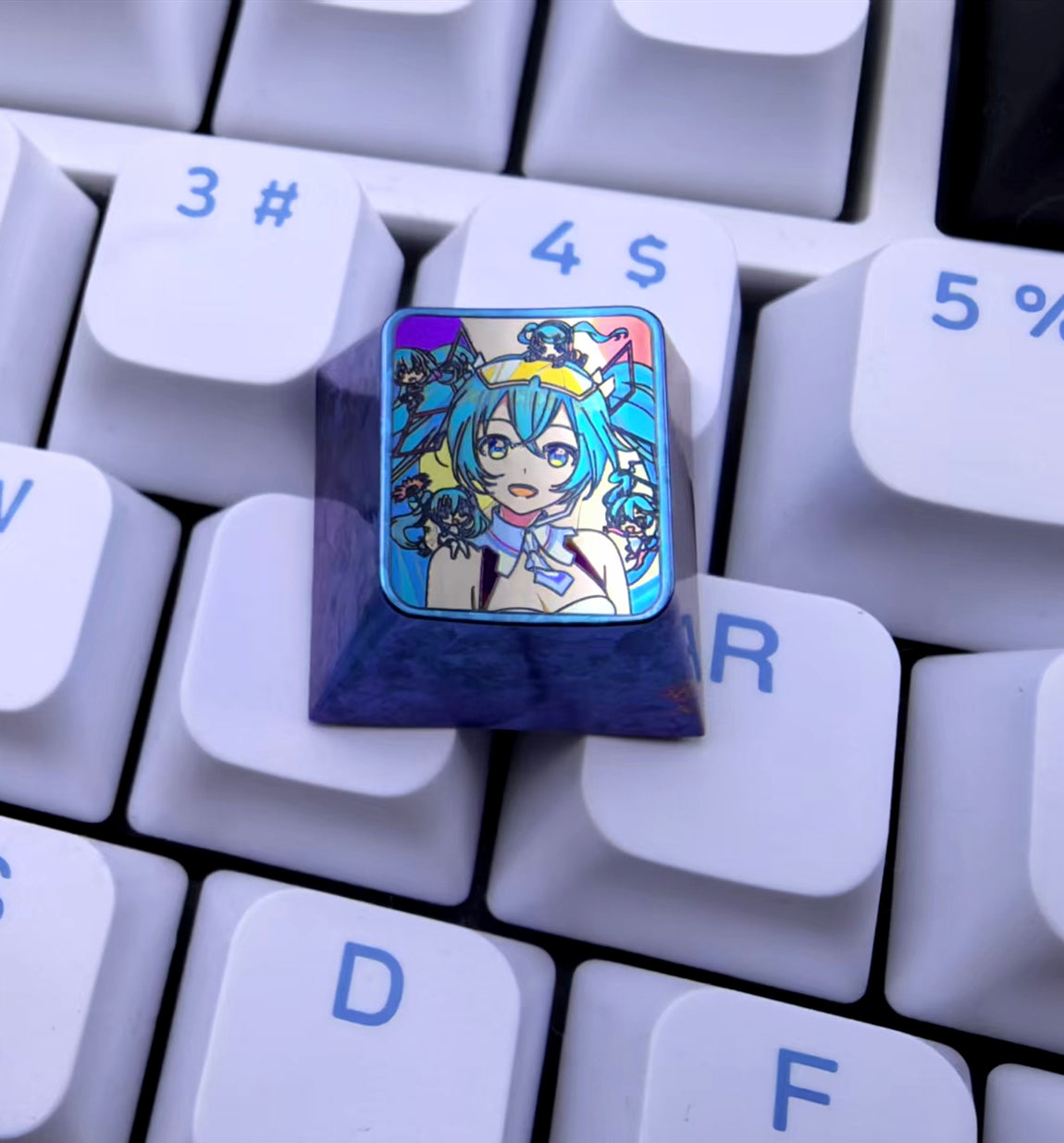 Hatsune Miku Anime Keycap - 1U Titanium Alloy Custom Keycap with Laser Engraving - Mechanical Keyboard Accessory for Gaming & Typing Enthusiasts - Perfect for Cosplay Fans & Anime Collectors