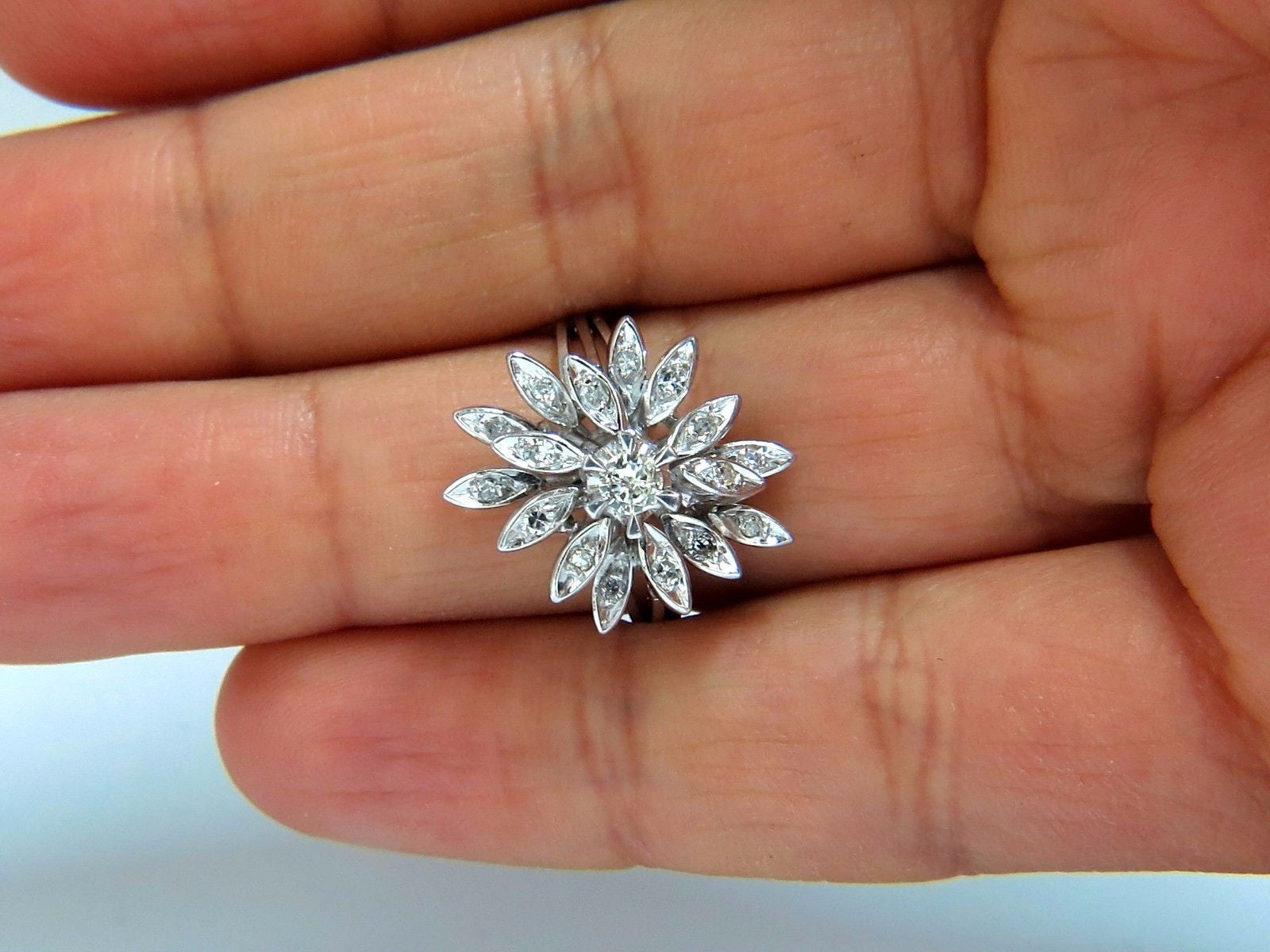 1.10ct Diamond Cluster Vintage Art Deco Ring in 18K Gold - Perfect for Weddings, Anniversaries & Special Occasions