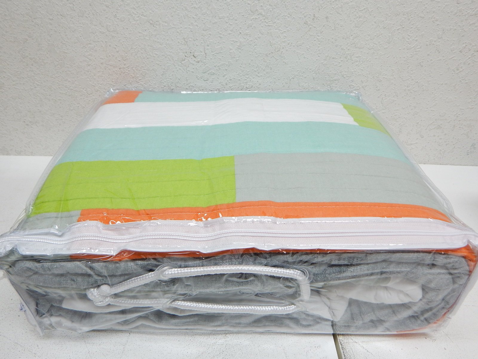 Lush Decor Shelly Stripe Quilt Set - Modern Geometric Reversible 3-Piece Bedding | Full/Queen Size in Orange & Gray - Perfect for Contemporary Bedrooms & Guest Room Makeovers