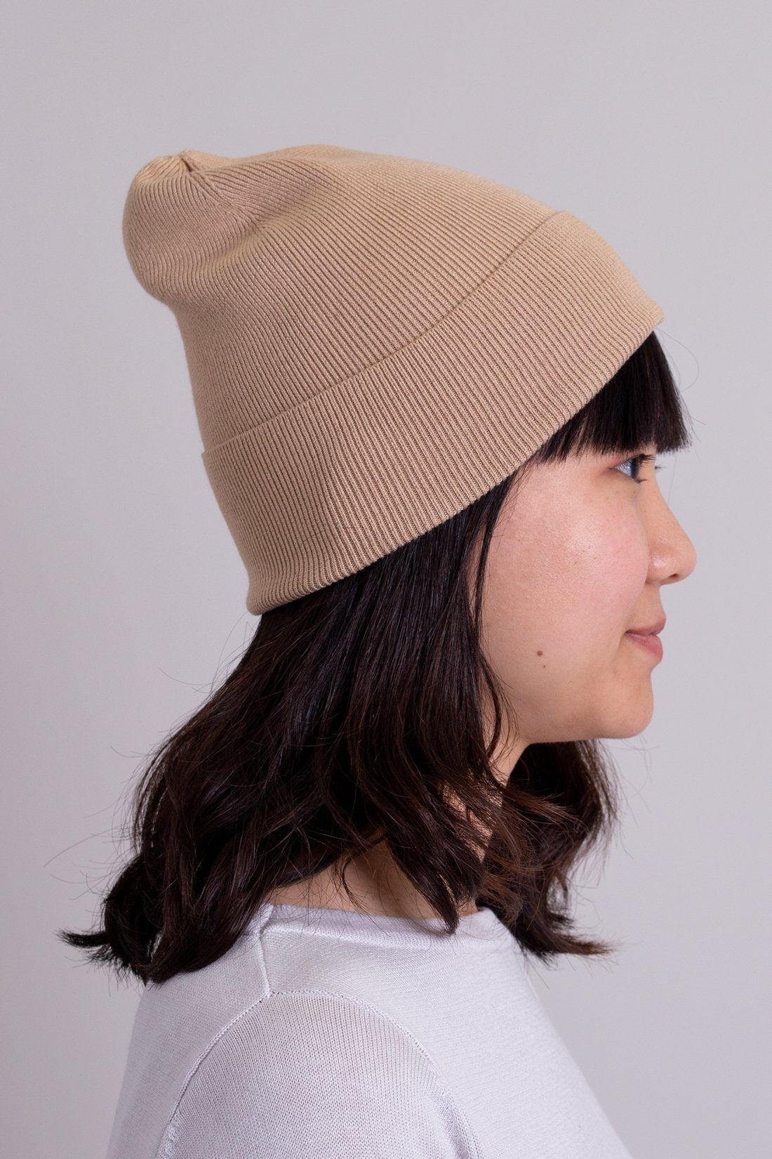 Soft Bamboo Cotton Knit Beanie for Women & Men - Cozy Winter Hat in Beige - Perfect for Outdoor Activities, Skiing, and Casual Wear