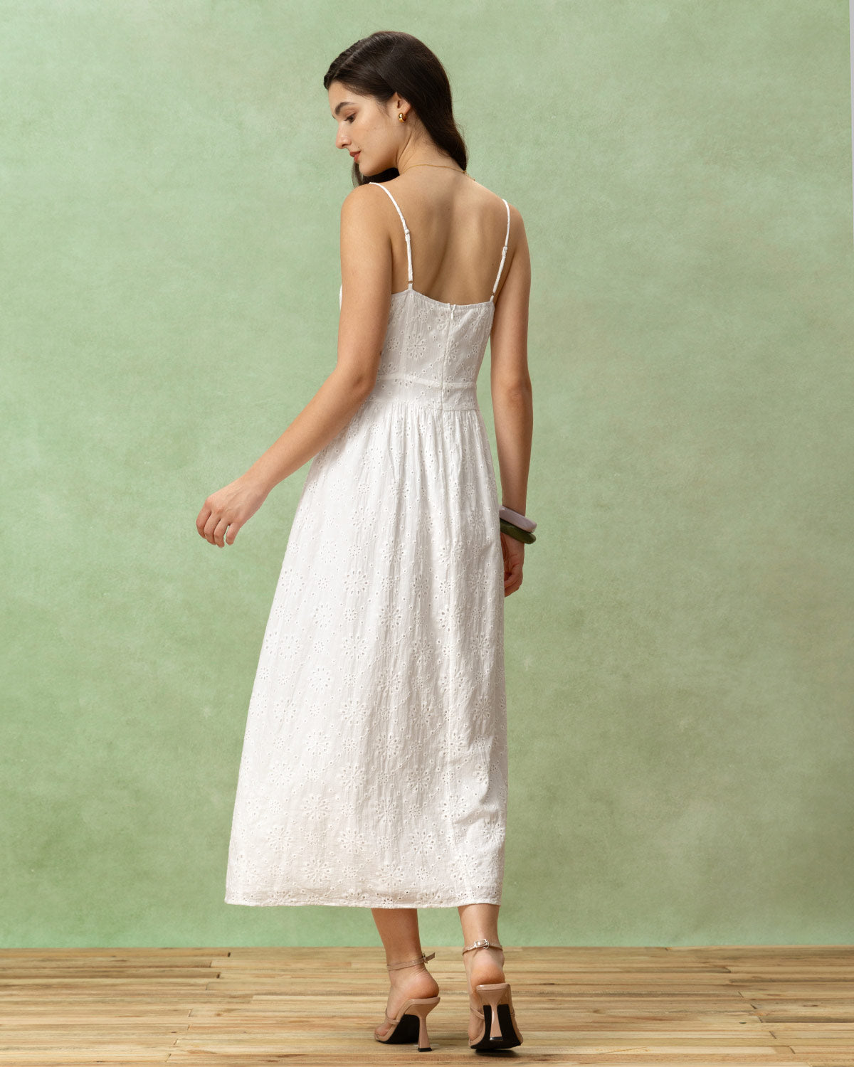 Elegant White Embroidery Slip Maxi Dress for Women - Summer Boho Beach Wedding Party Dress | Perfect for Beach Vacations, Evening Parties & Romantic Dates