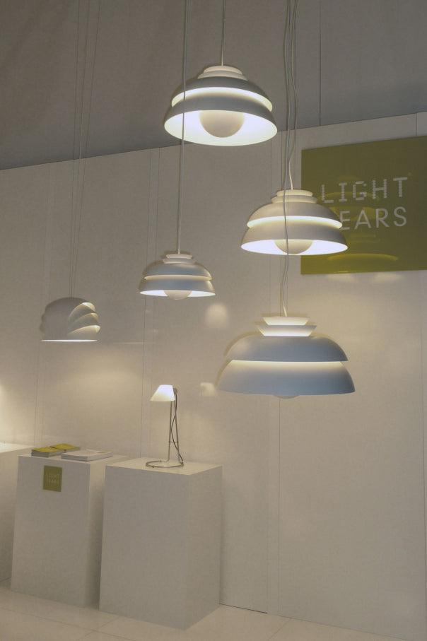 Modern LED Pendant Light for Kitchen Island, Dining Room & Bedroom - Adjustable Hanging Chandelier with Dimmable Warm White Light - Perfect for Home Decor, Restaurants and Cafe Lighting