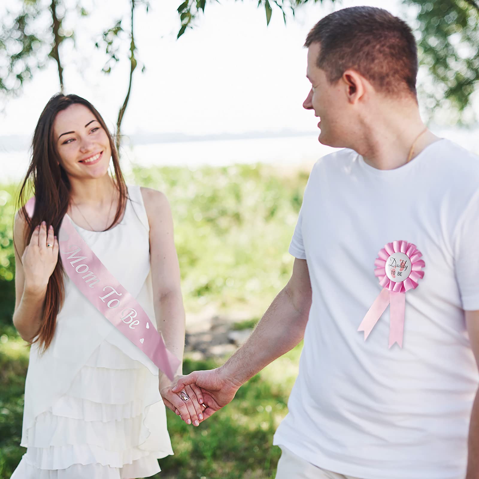 Mom to Be Sash & Corsage Pin - Baby Shower Decorations for Pregnancy Photos & Gender Reveal - Floral Maternity Dress Belt - Perfect Gift for Expecting Parents (Ideal for Baby Showers, Maternity Photoshoots & Gender Reveal Parties)