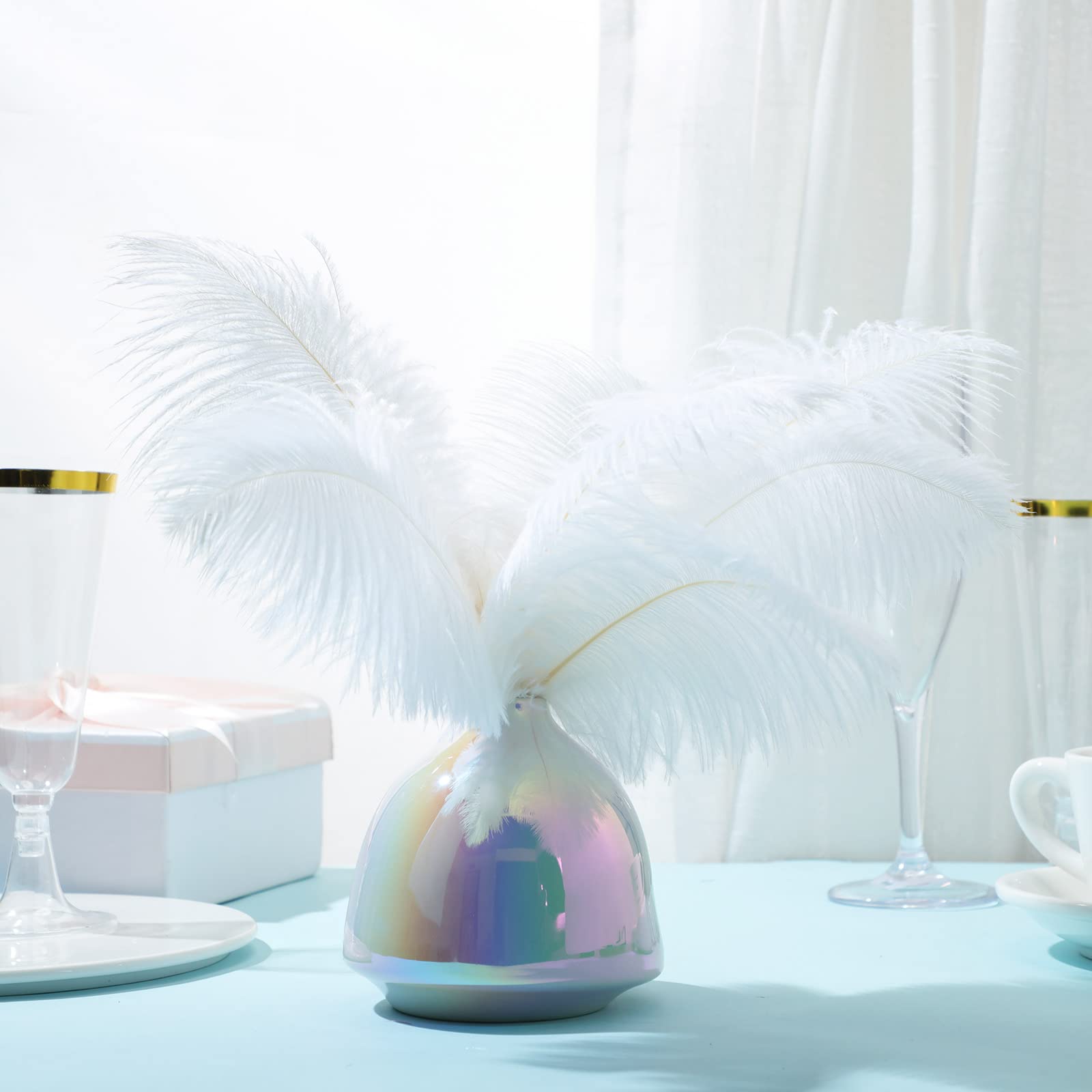 Janinka 20-Piece 16-18 Inch (40-45 cm) Large White Ostrich Feathers for Vase Crafts, DIY Decor, Wedding Centerpieces & Gatsby Party Decorations – Perfect for Home Décor, Event Styling, and Craft Projects