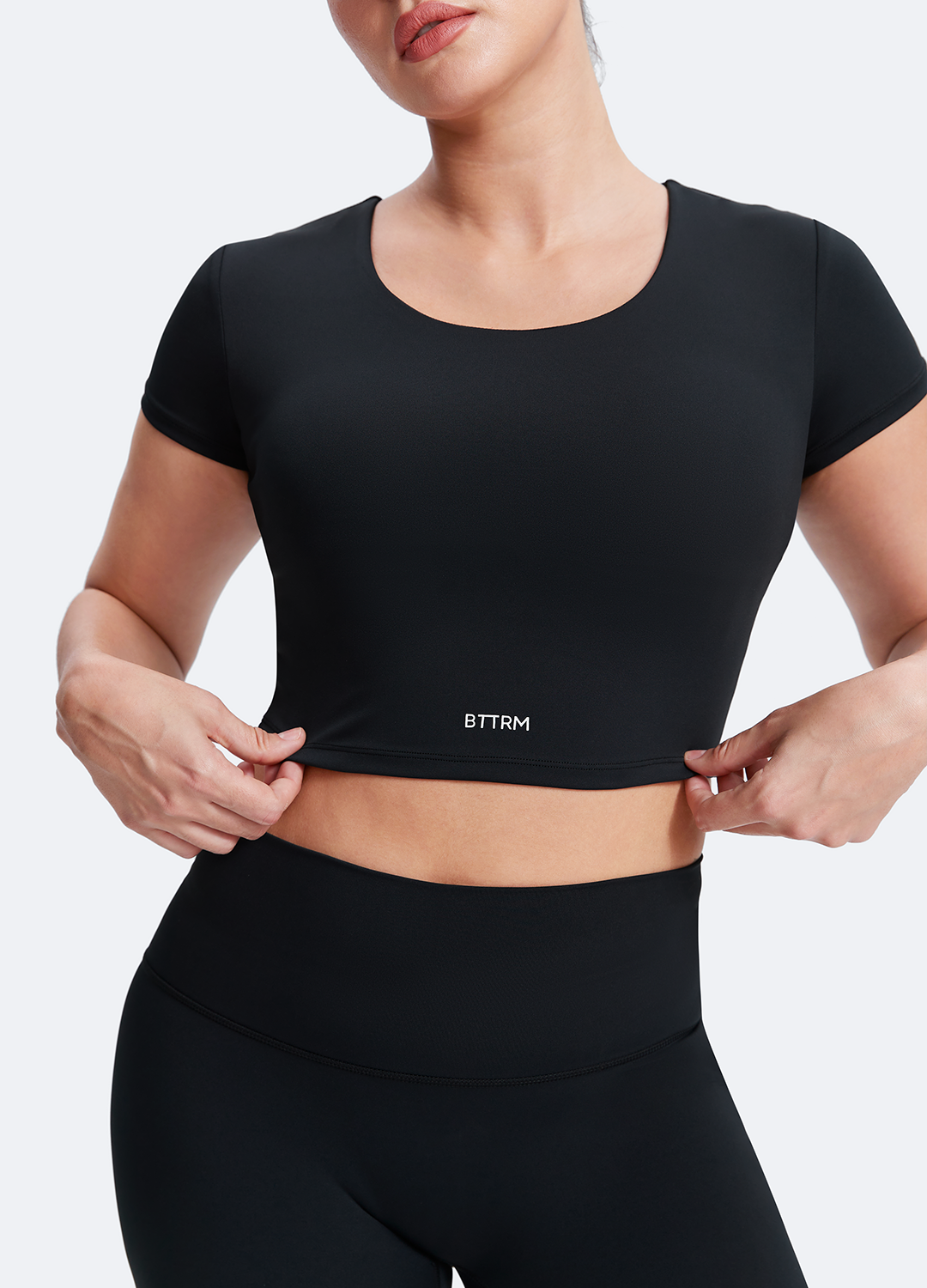 Stylish Women's Round Neck Crop Top - Trendy Short Sleeve T-Shirt for Summer | Perfect for Casual Outfits, Beach Wear & Street Fashion