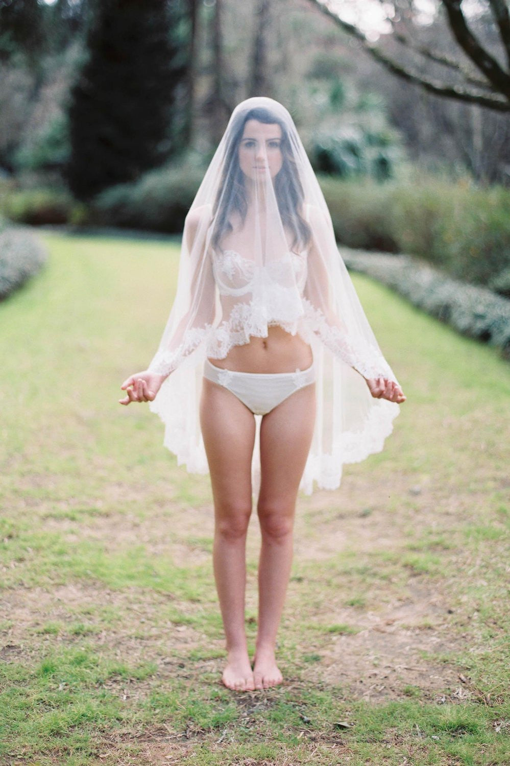 Elegant Marie Silk Tulle & French Lace Wedding Veil - Perfect for Bridal Ceremonies, Photos & Special Occasions