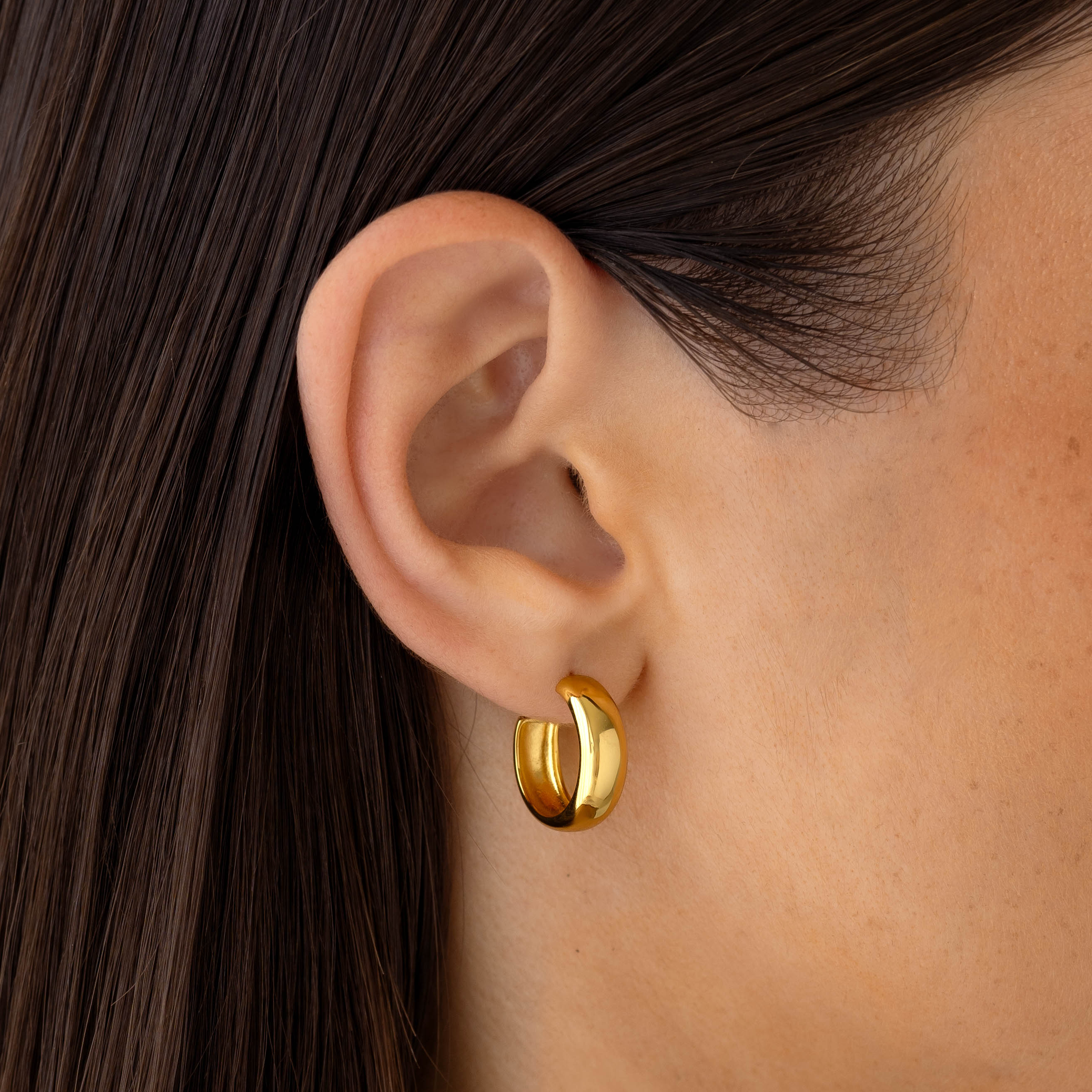 Ebba Small Bold Hoop Earrings for Women - Trendy Gold/Silver Chunky Hoops - Perfect for Everyday Wear, Parties & Gifts
