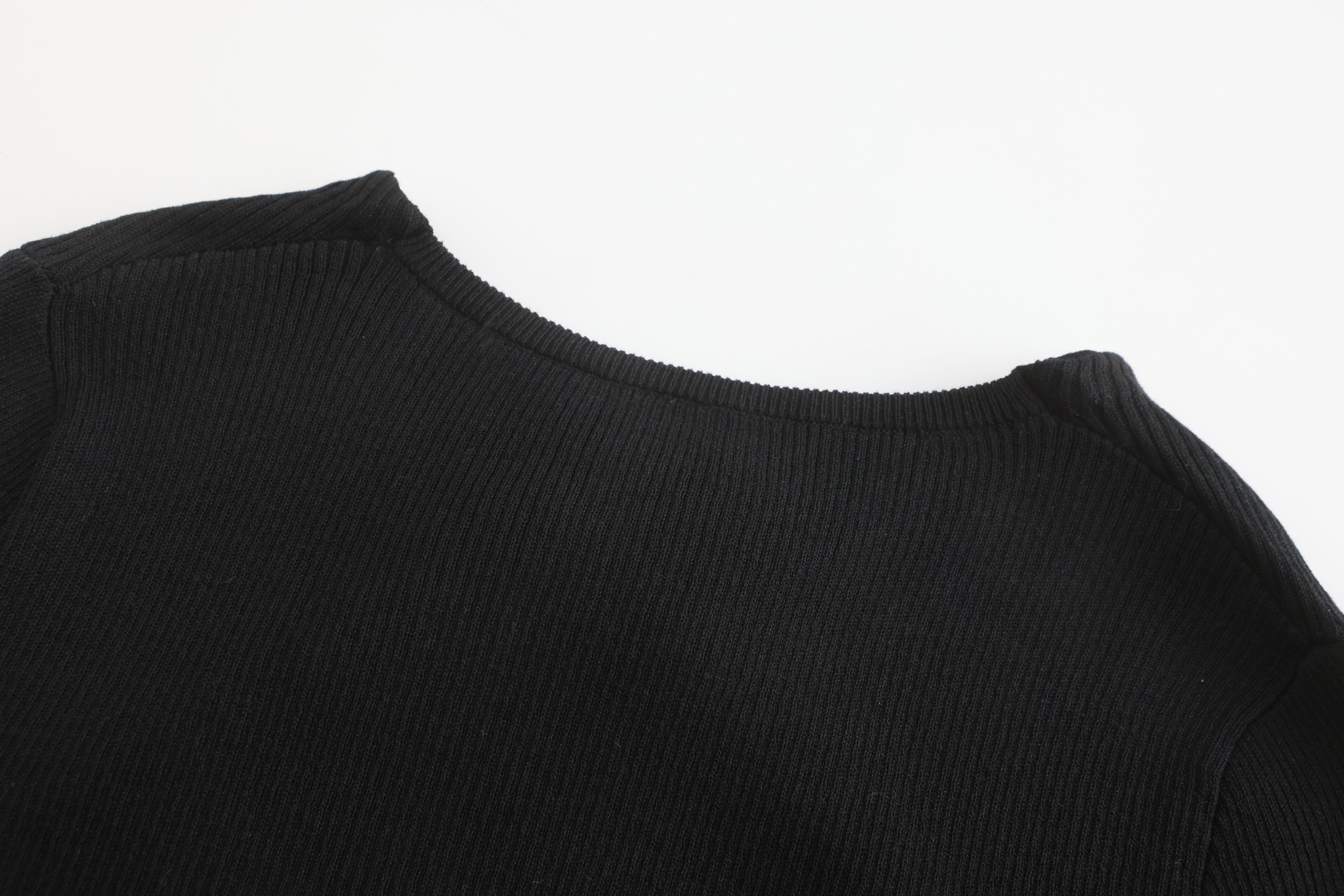 24Uttflmxx138 Black - Premium Quality for Home, Office, and Outdoor Use