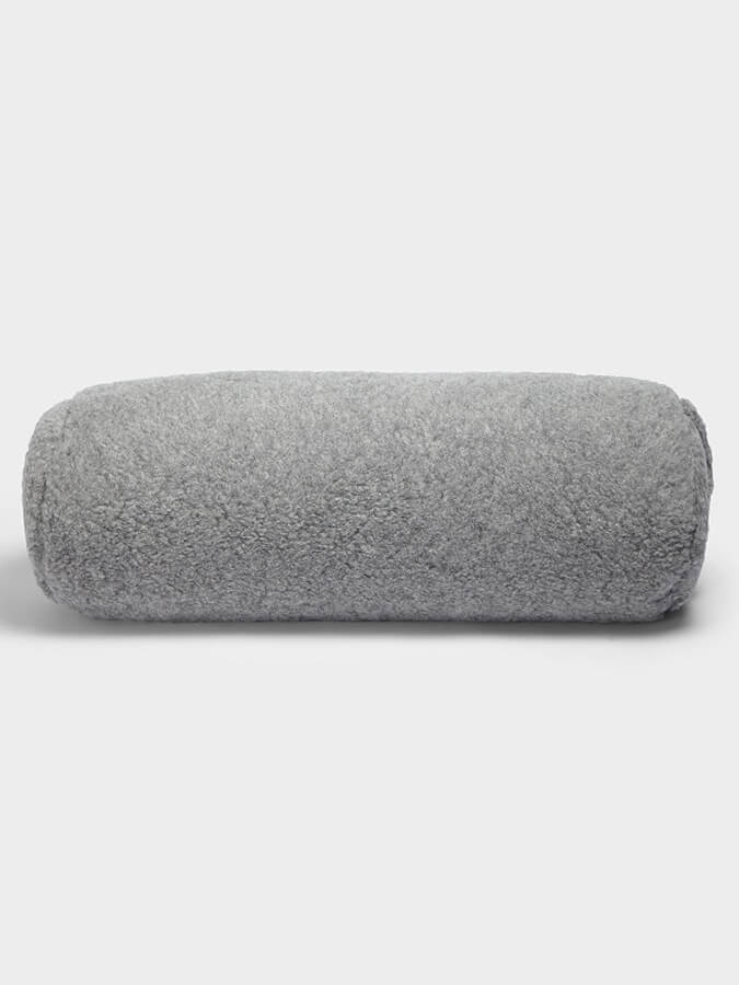 Manduka Merino Wool Round Meditation Bolster Cushion - Premium Yoga & Meditation Support Pillow for Home, Studio & Travel - Ideal for Yin Yoga, Restorative Poses & Relaxation