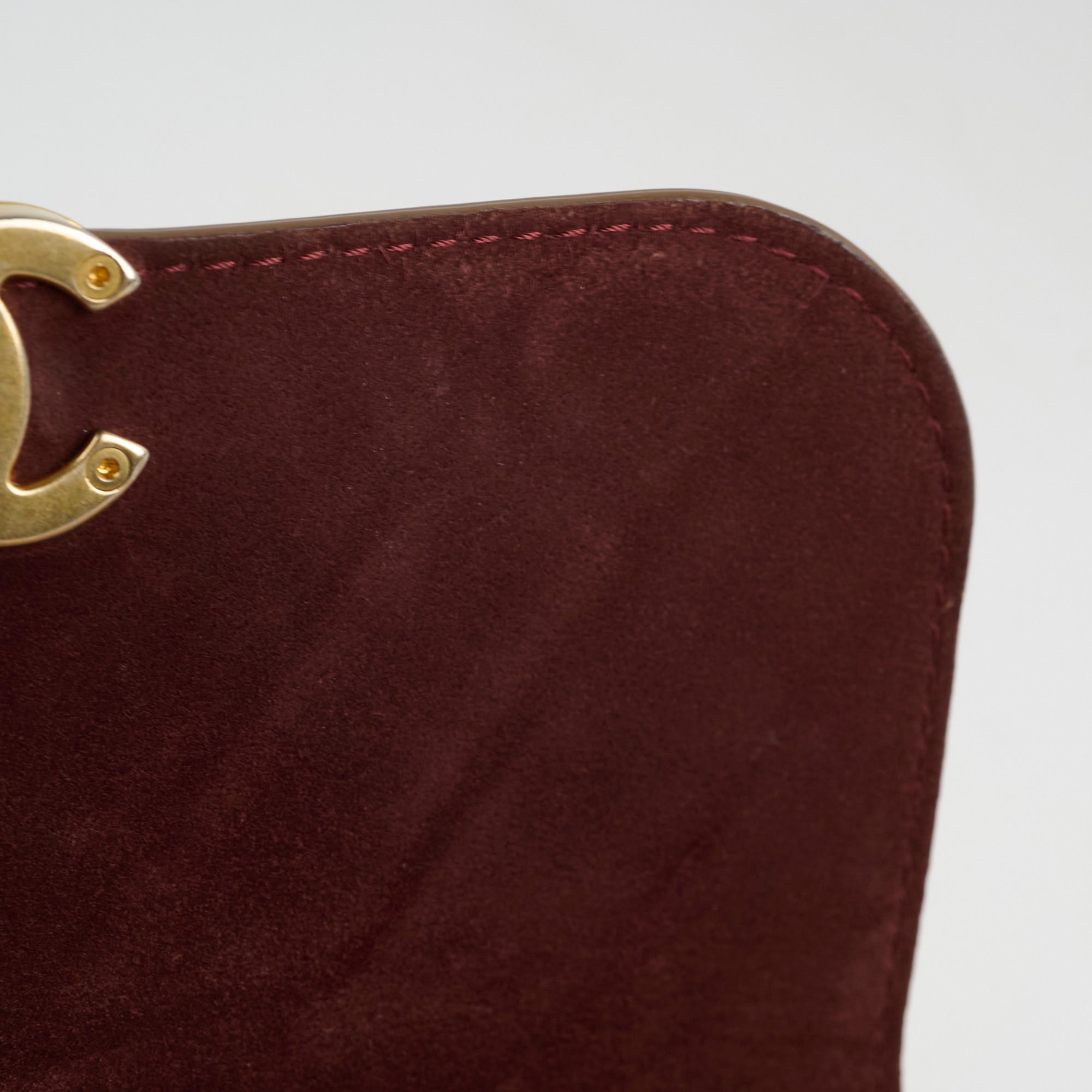 Chanel Seasonal Crossbody Bag with Detachable Pouch in Tan - Perfect for Everyday Use, Travel & Special Occasions