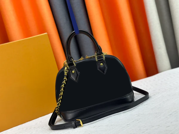Shell Shape Crossbody Handbag for Women - Fashionable Clutch Purse with Adjustable Strap, Perfect for Daily Use, Travel & Shopping