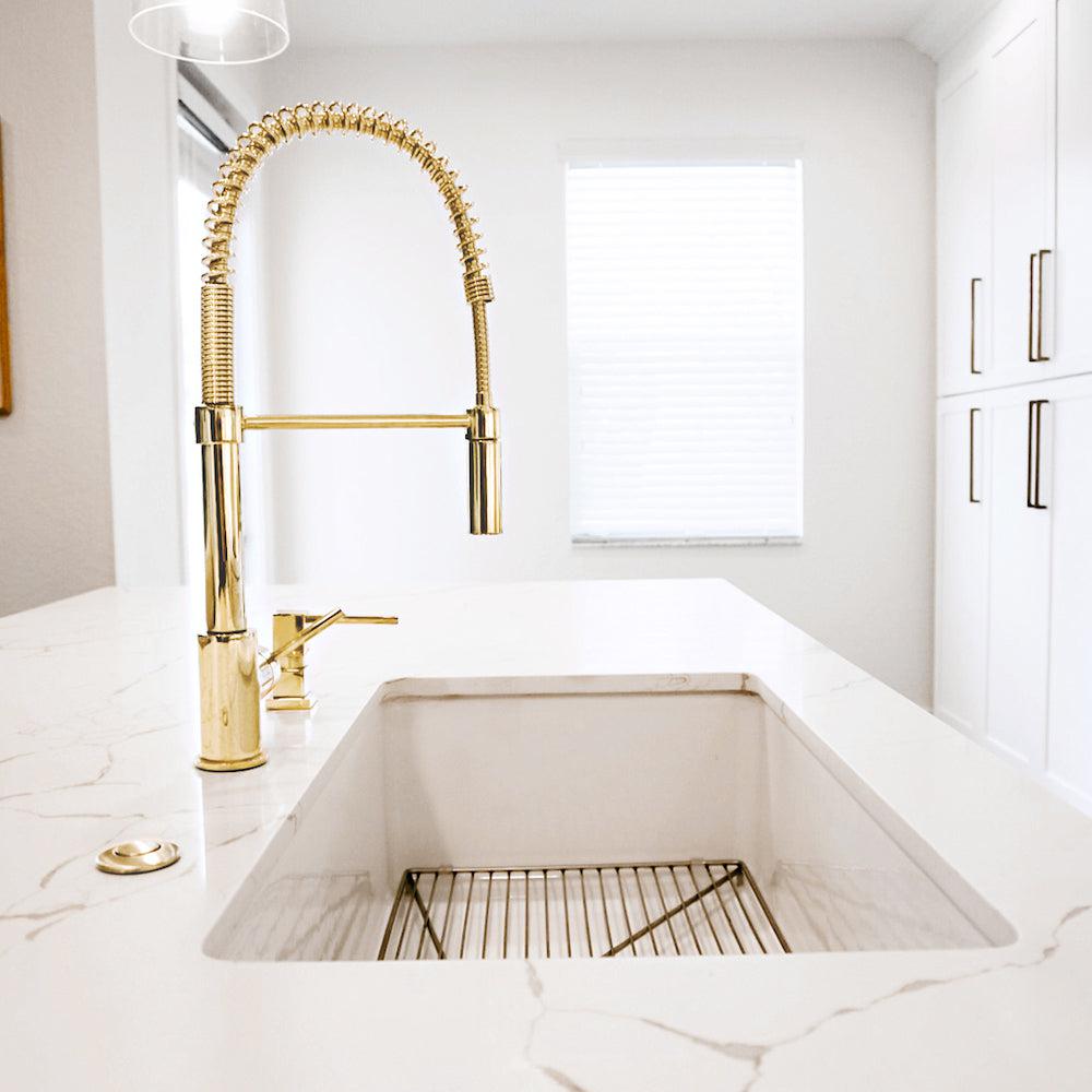 ZLINE Sierra Pull Down Spring Single Handle Kitchen Faucet in Polished Gold - Modern Touchless Water Faucet for Kitchen Sink, Perfect for Cooking, Washing Dishes & Food Prep (SRA KF PG)
