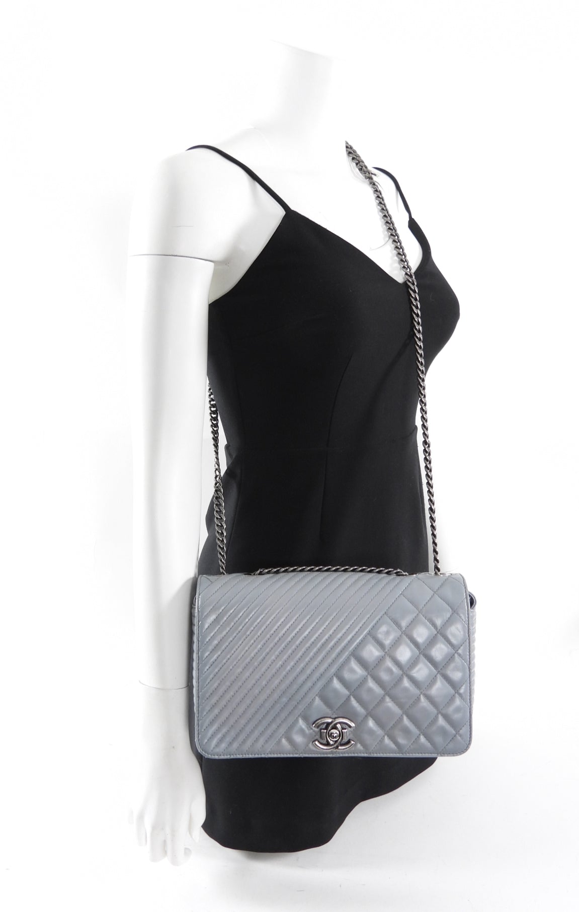 Chanel Grey Leather Coco Boy Medium Flap Bag - Luxury Designer Handbag for Women, Perfect for Evening Parties & Date Nights